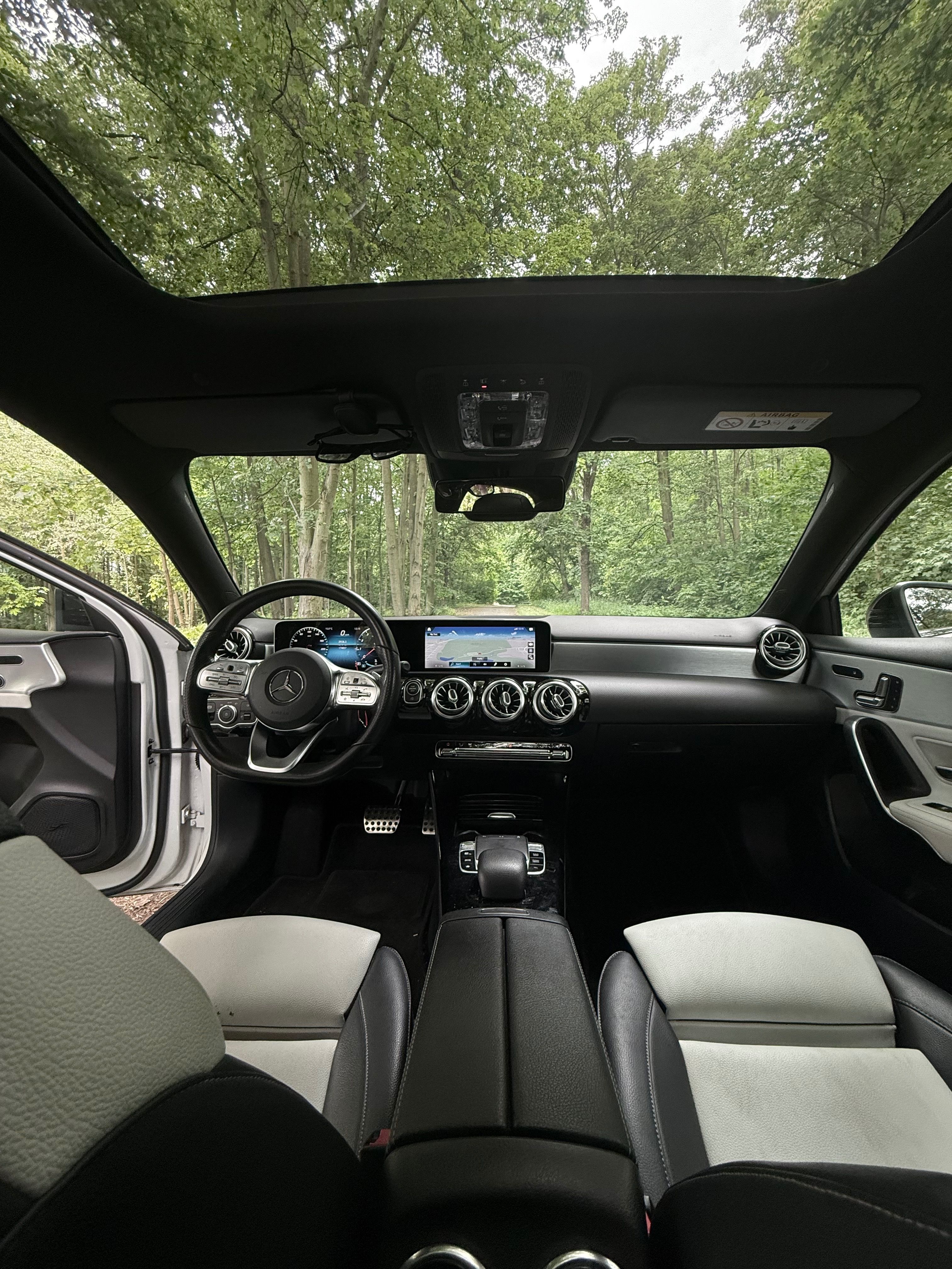 Mercedes-Benz Třídy A, Mercedes-Benz A 250 AMG Line - fotka 6