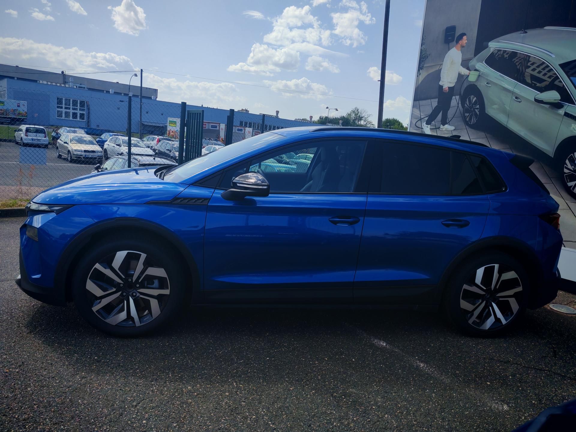 Škoda Elroq, Sportline 61 kW + Advenced pak - fotka 3