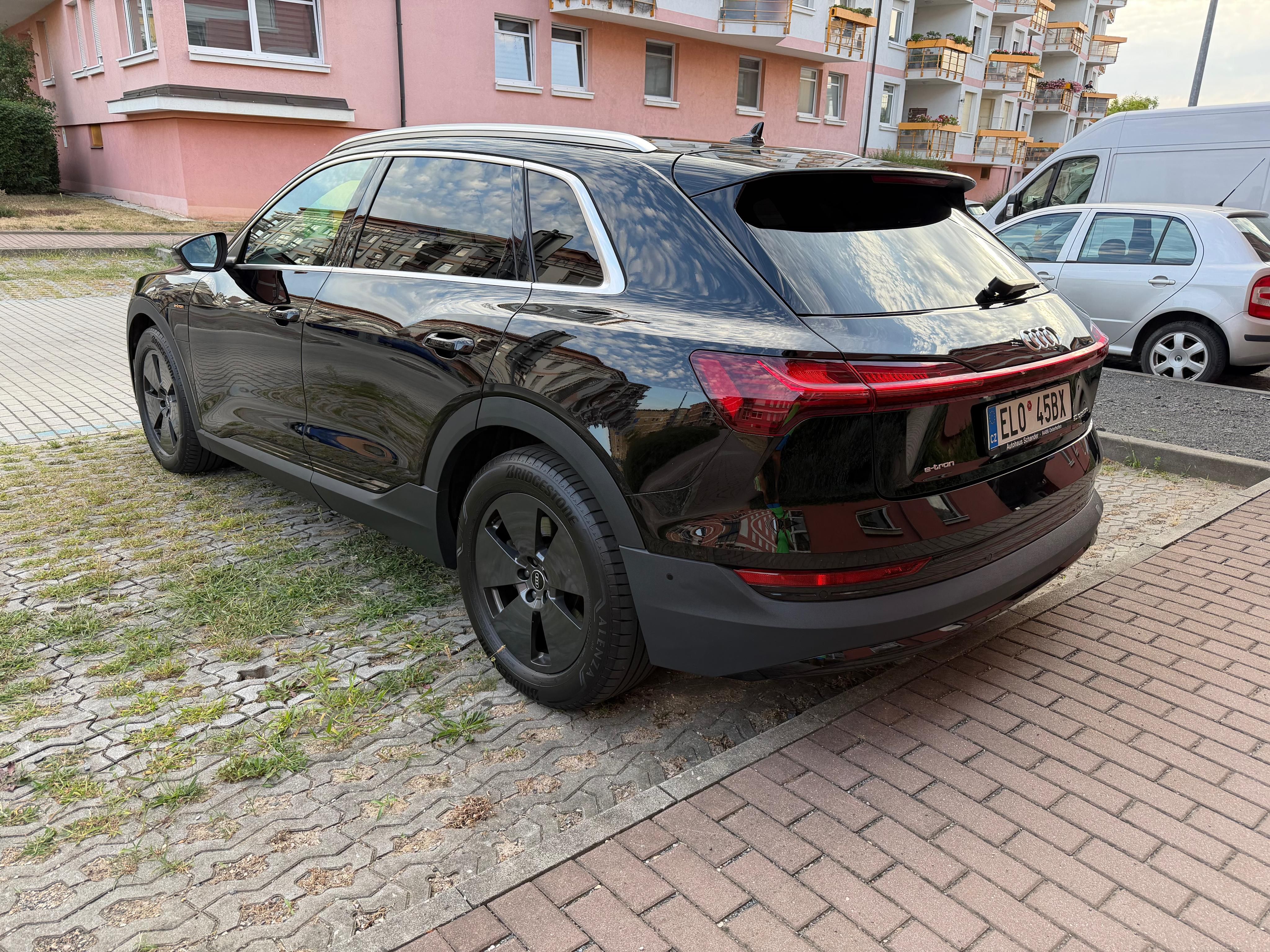 Audi e-tron, 50 quattro najeto 59.tis km - fotka 5