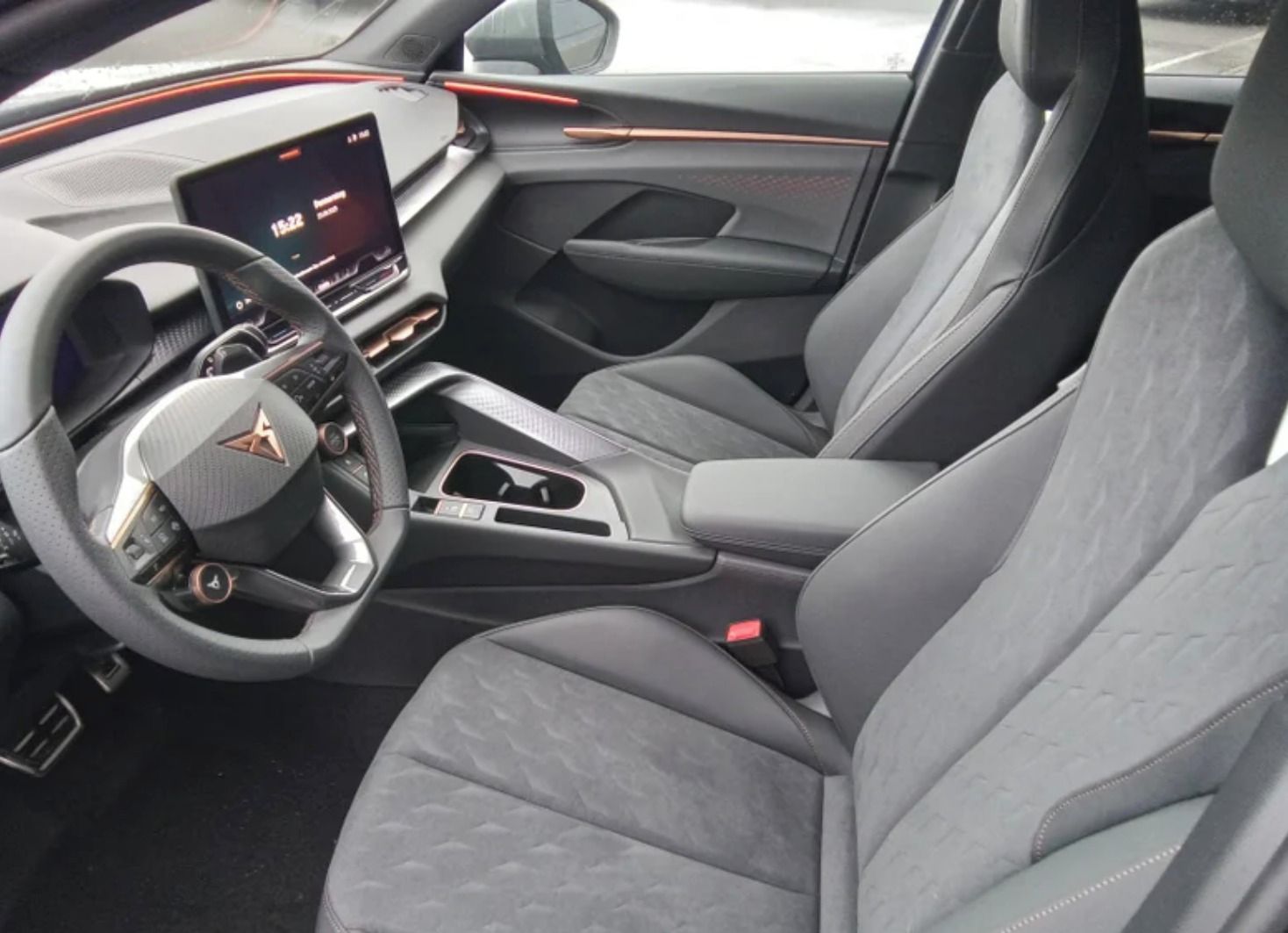 Cupra Terramar, VZ 265 PS sleva 28 % z ceníku - fotka 5