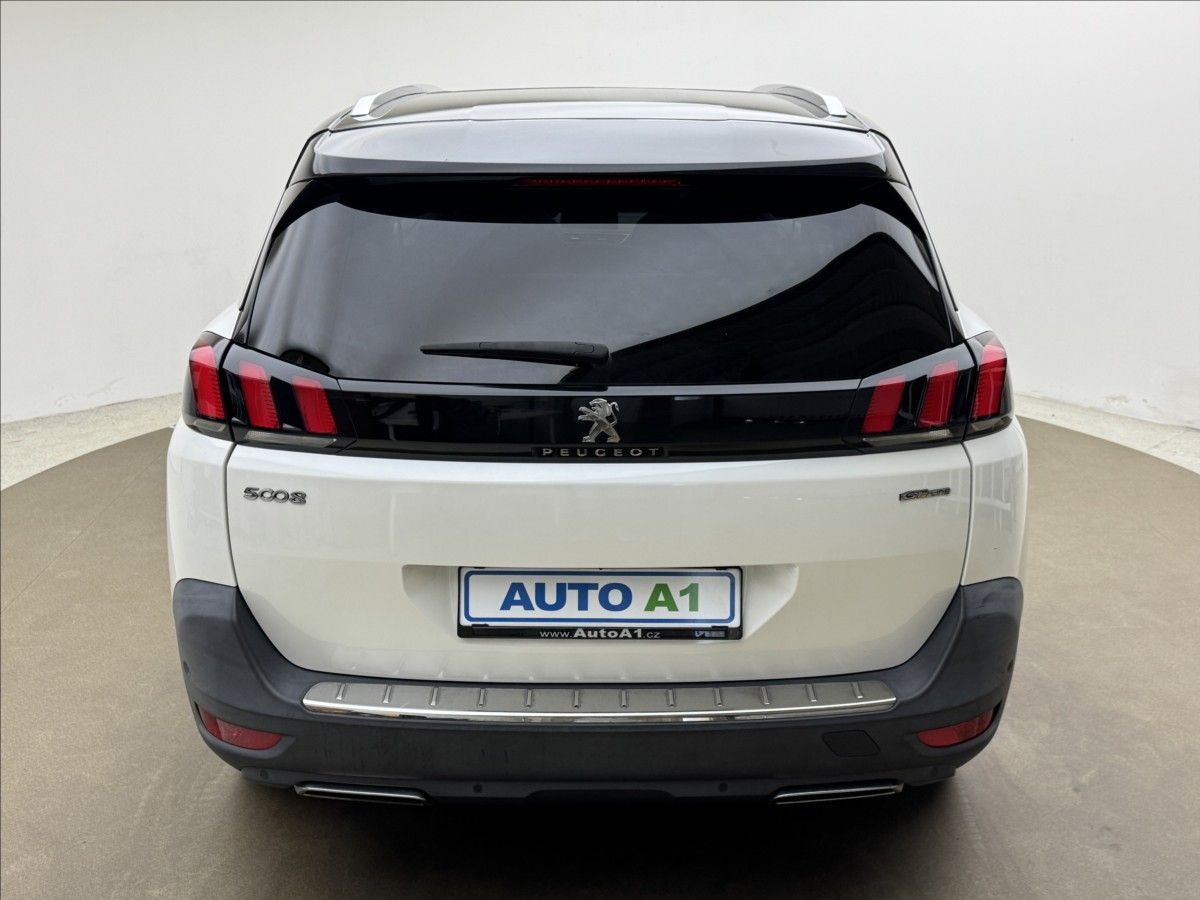 Peugeot 5008, 2,0 GT AT 7MÍST PANO LED TAŽNÉ - fotka 5
