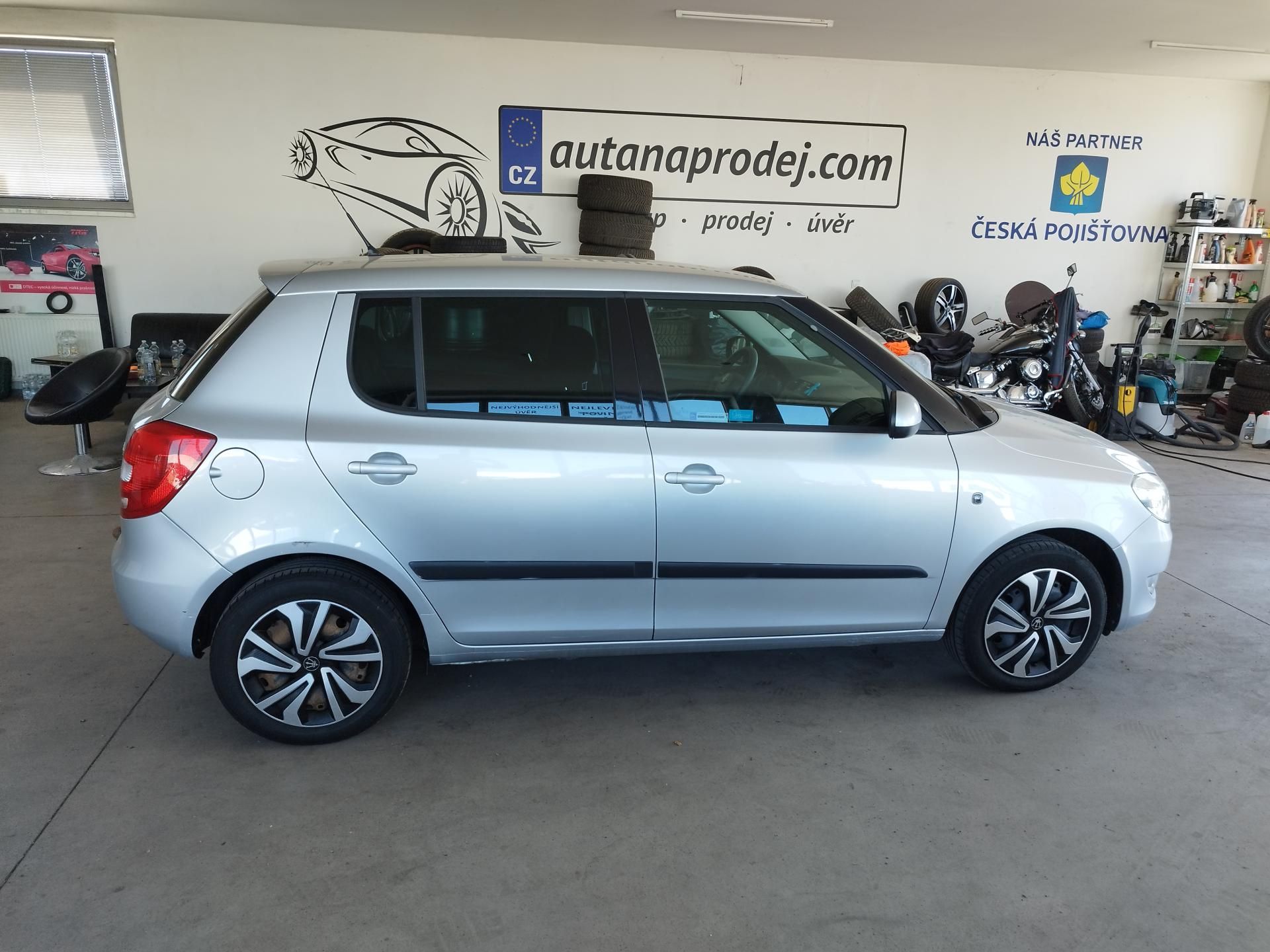 Škoda Fabia, 1,2TSI,63KW,KLIMA,TAŽNÝ,ČR - fotka 4