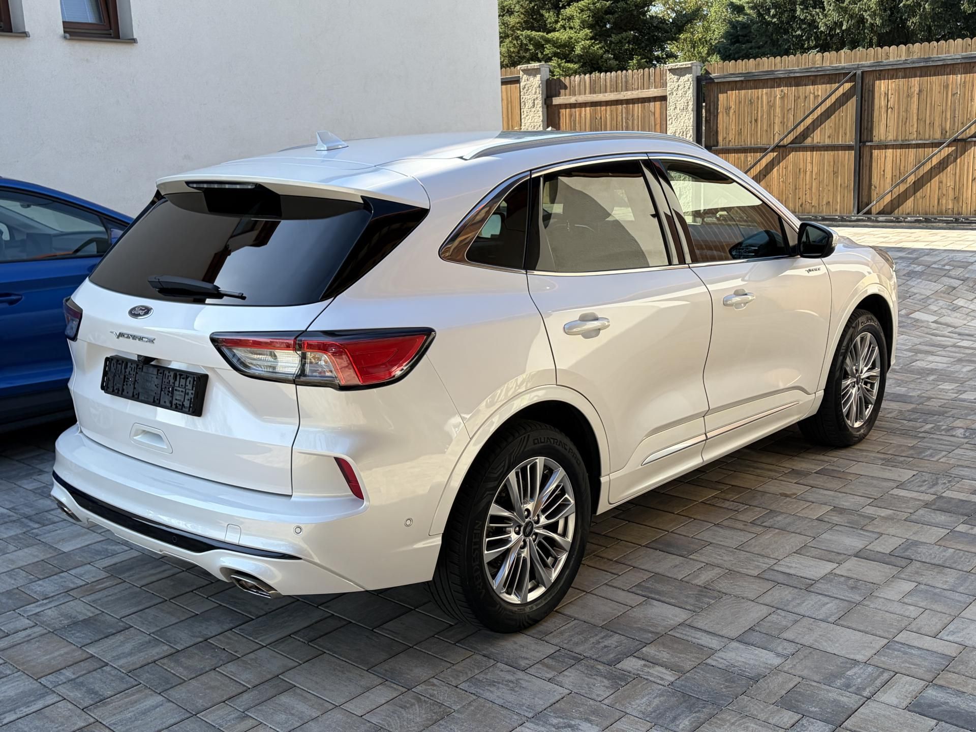 Ford Kuga, Vignale 2.5 PHEV, 10/22 - fotka 3