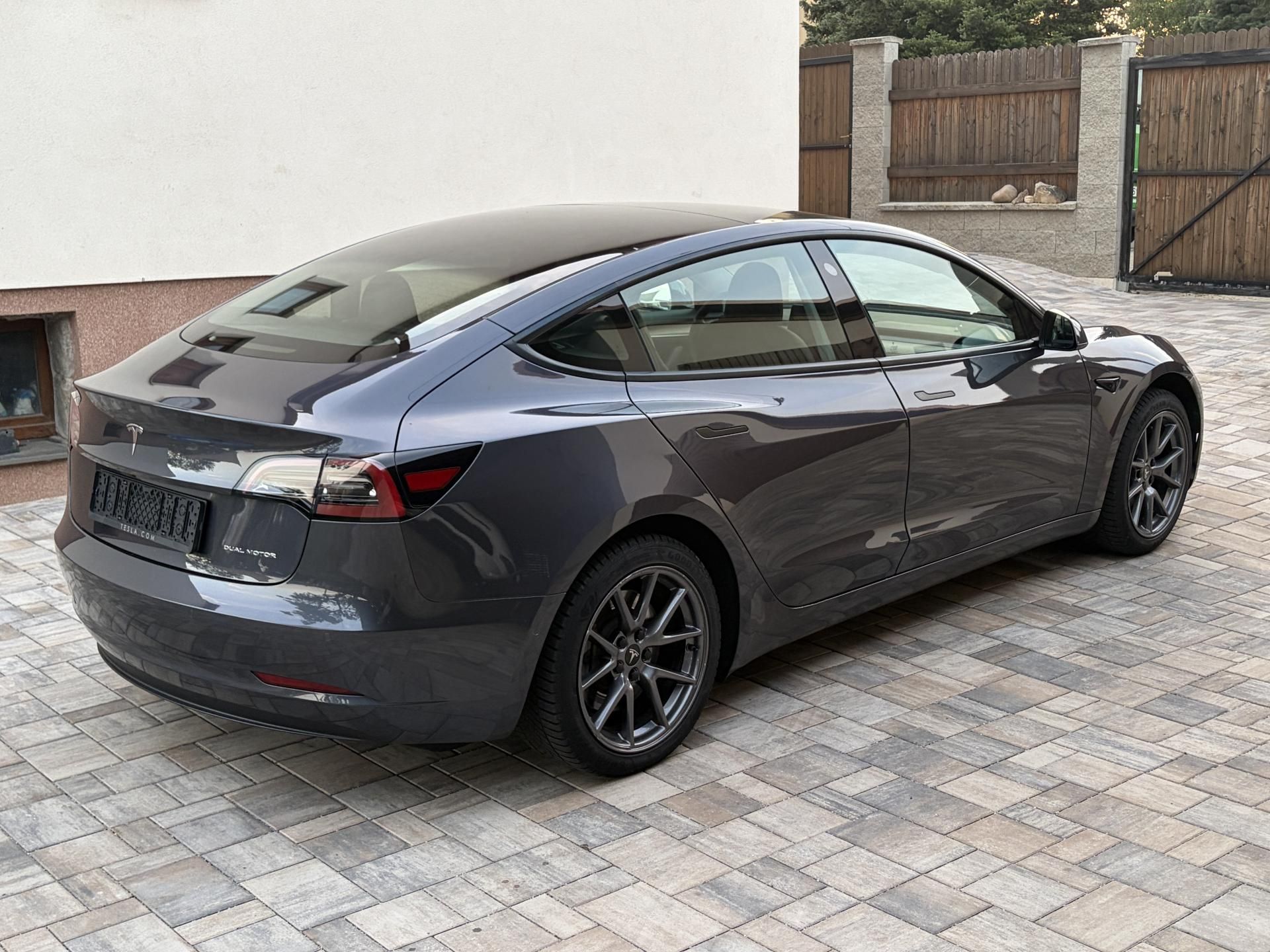 Tesla Model 3, LR, SOH91%, Ryzen, LG 78,8 - fotka 3