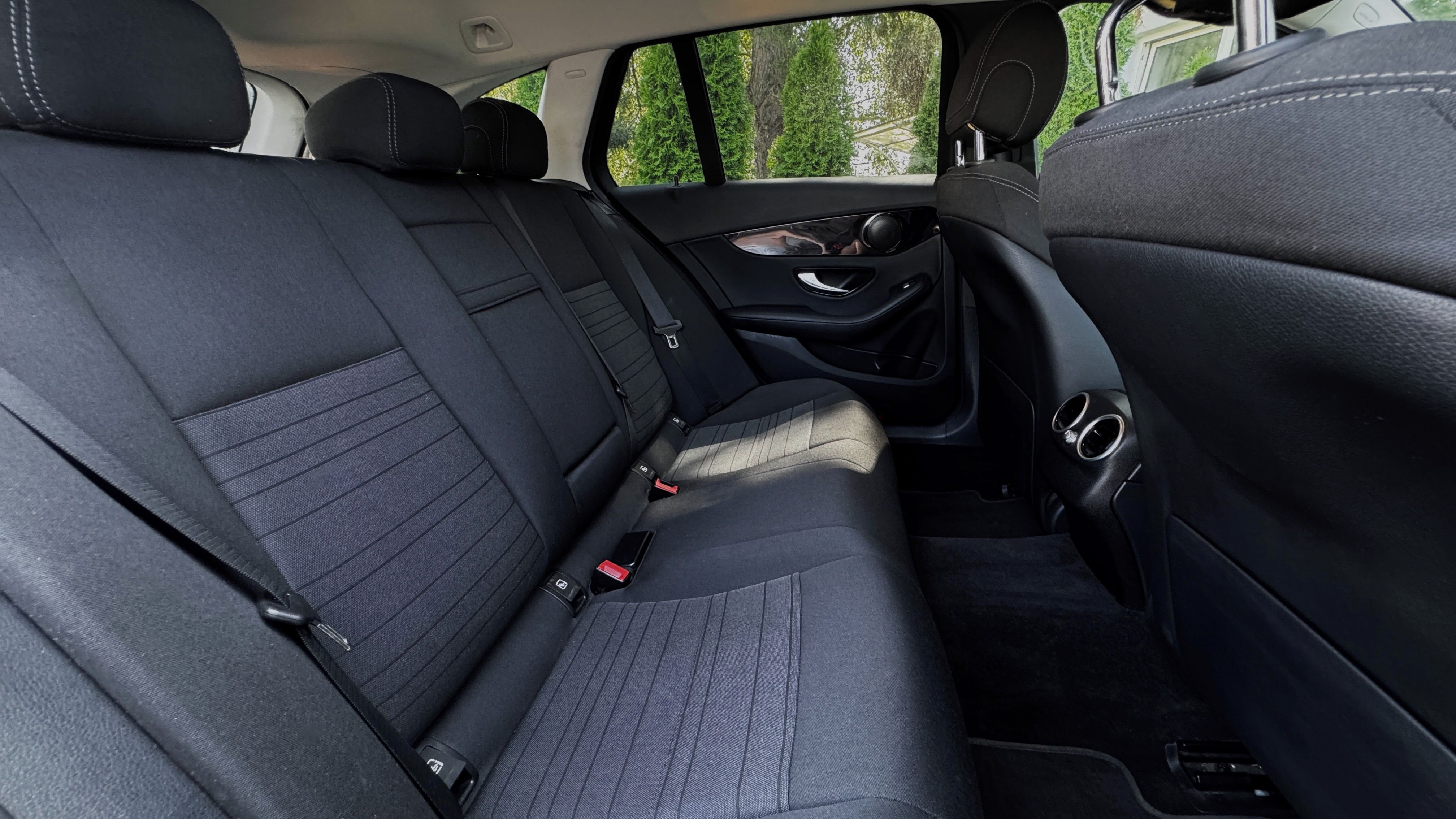Mercedes-Benz Třídy C, C220d, 4MATIC, WEBASTO - fotka 6