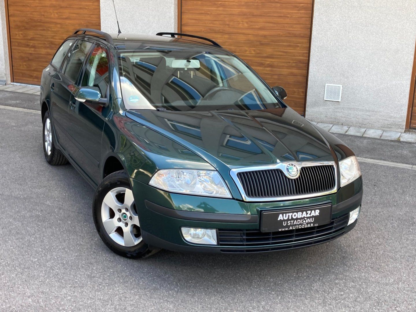 Škoda Octavia, 1.6 MPI 75kW serv.kniha