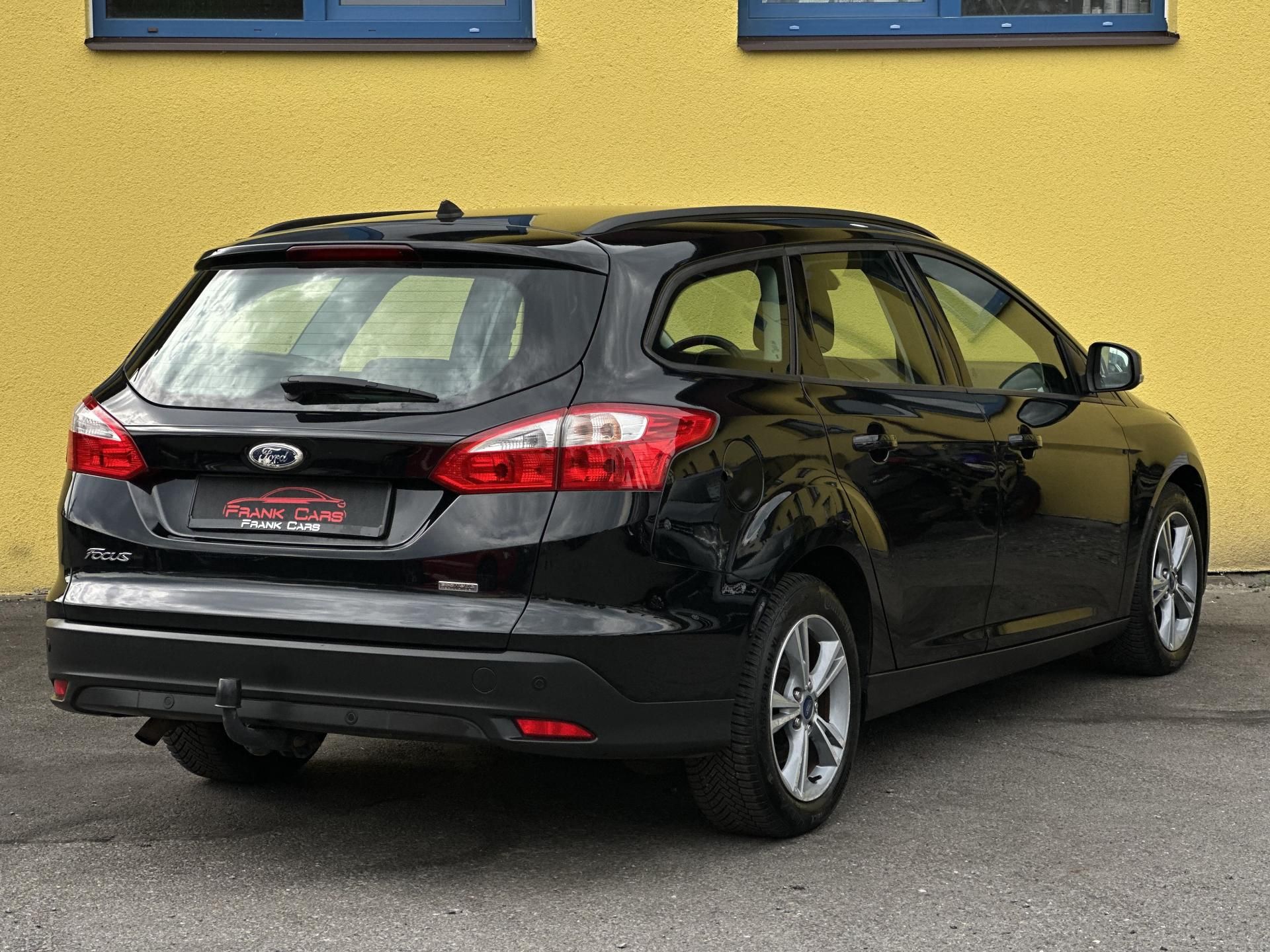 Ford Focus, KOMBI 1.0/92kW * 2.Maj. - fotka 4