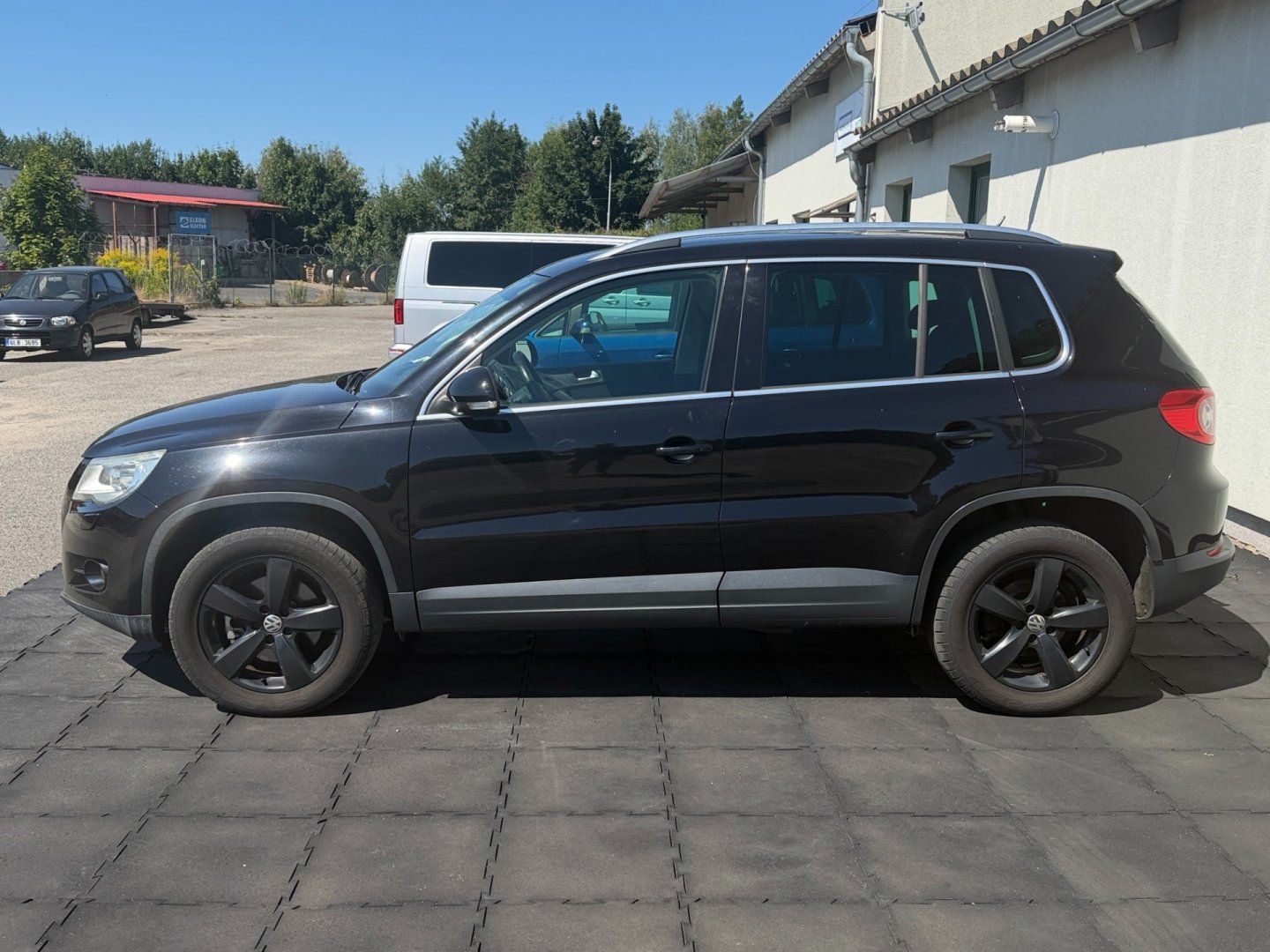 Volkswagen Tiguan, 2.0TDi 103kW 4x4, tažné Bi-Xen - fotka 4