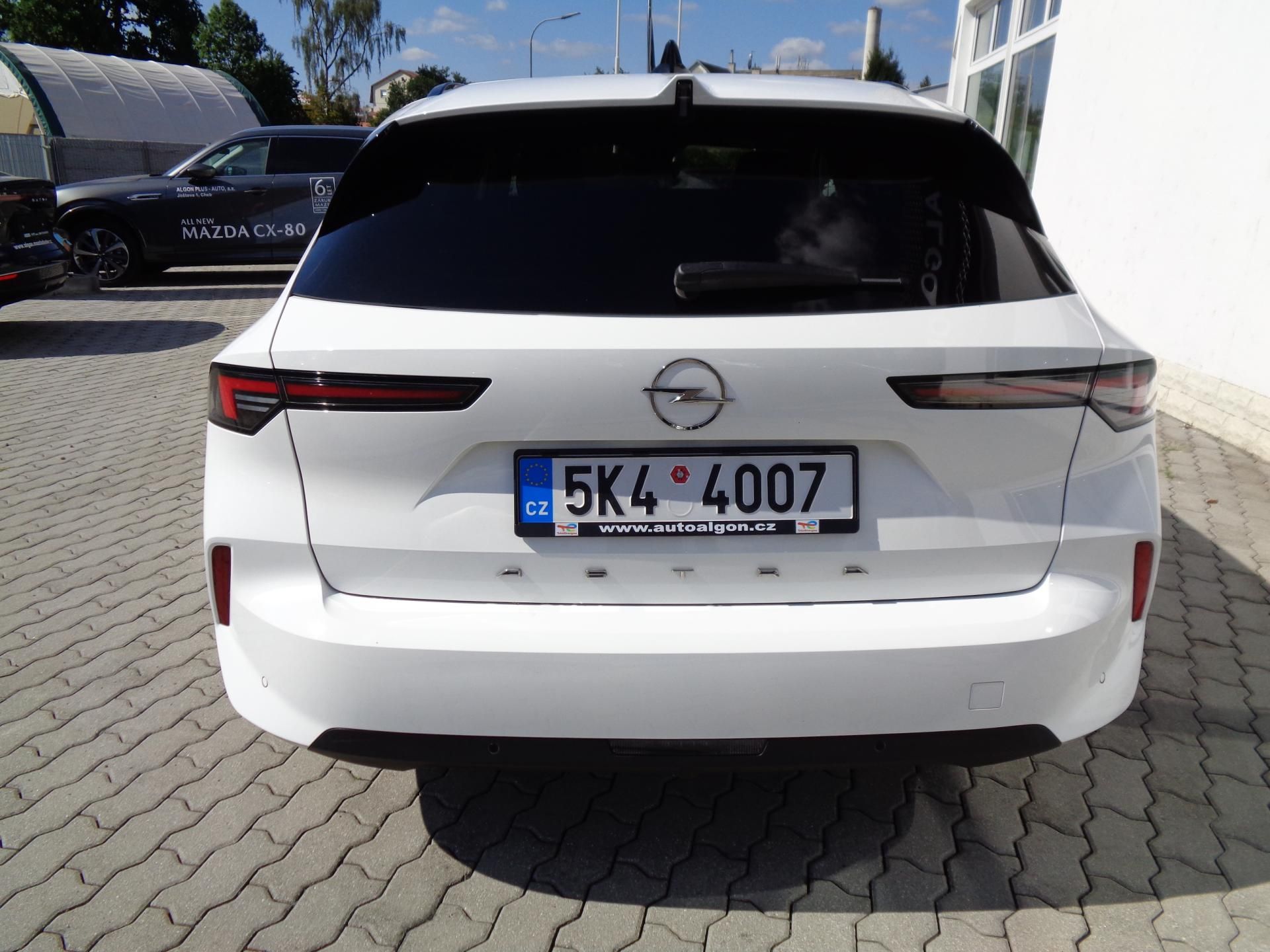 Opel Astra, 1,2T SportsTourer,Edition,Komf - fotka 5
