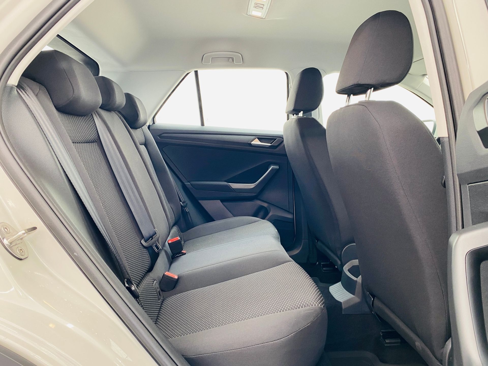 Volkswagen T-Roc, 1,0 TSI 85 KW - fotka 6