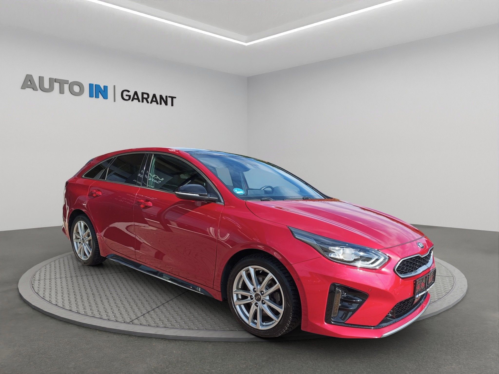 Kia ProCeed, GT-Line SW - panoramatická stř - fotka 5
