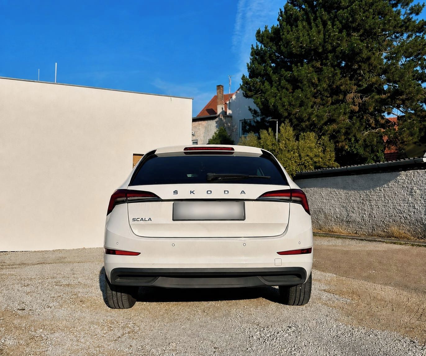 Škoda Scala, 1,0 - pravidelný servis - fotka 5