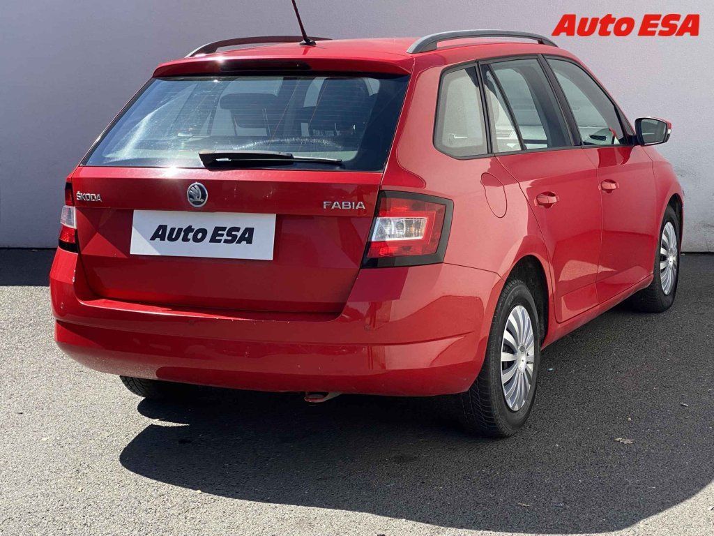 Škoda Fabia, 1.2 TSi,ČR - fotka 4