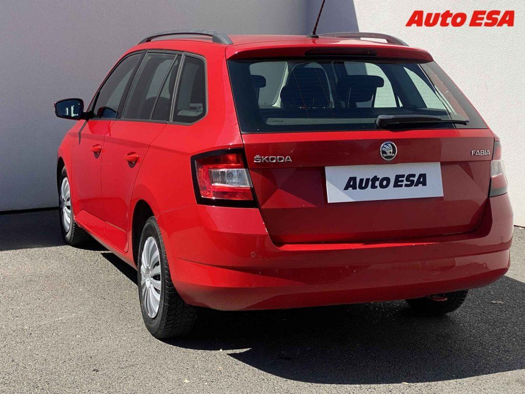 Škoda Fabia, 1.2 TSi,ČR - fotka 6