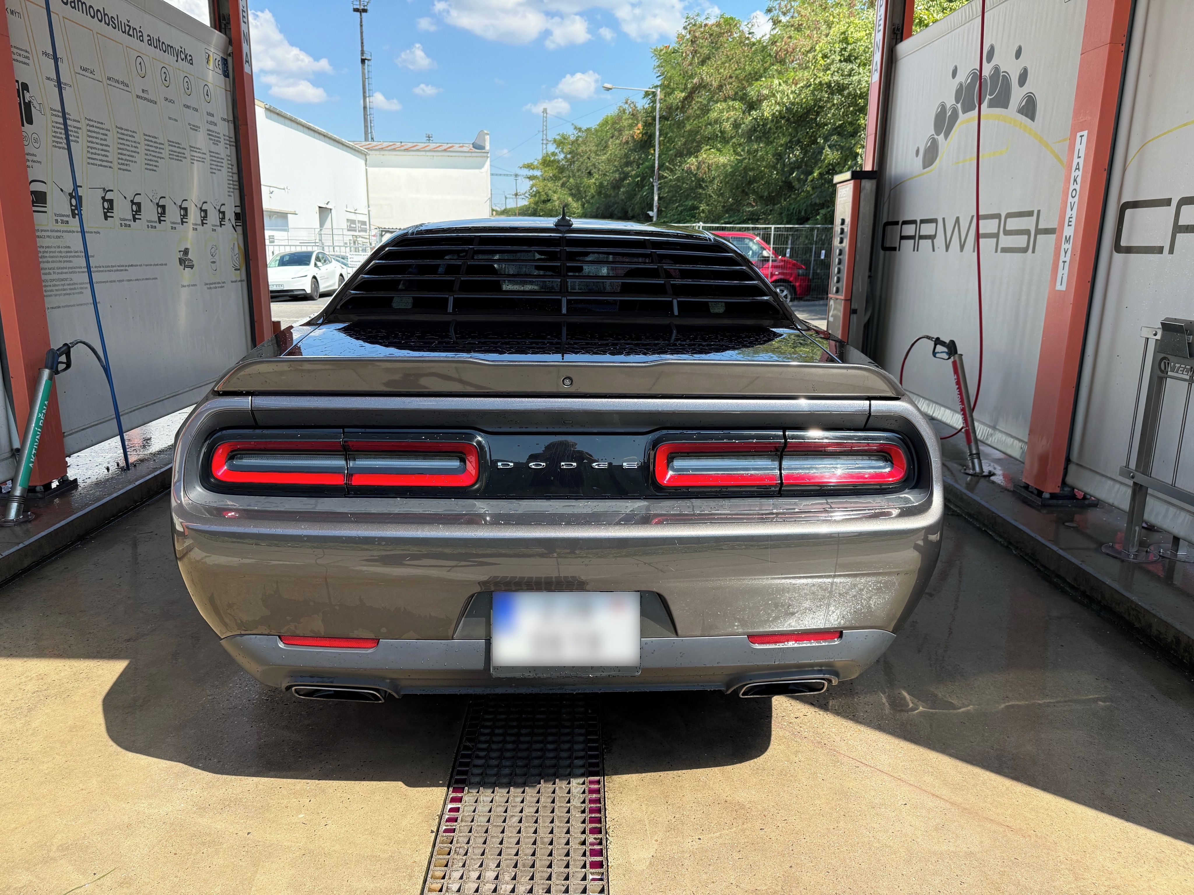Dodge Challenger, 5.7L, V8, Widebody, Kůže - fotka 5