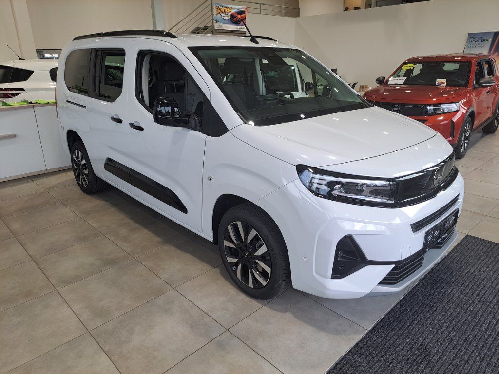 Opel Combo, Elegance Plus XL AT8 7 míst - fotka 6
