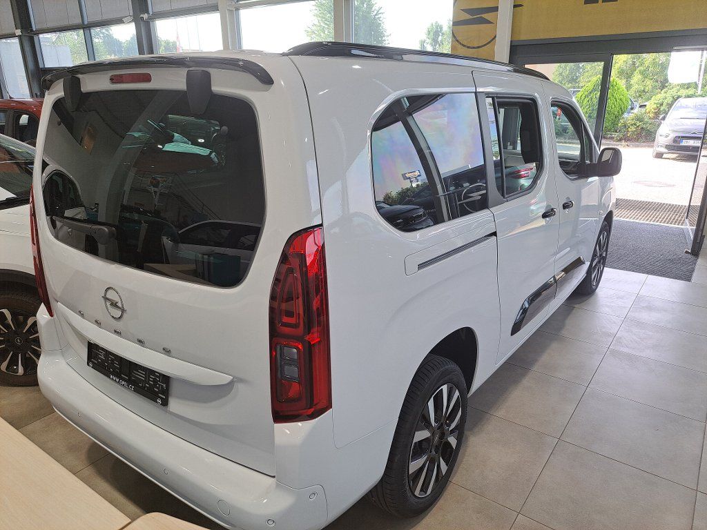 Opel Combo, Elegance Plus XL AT8 7 míst - fotka 5