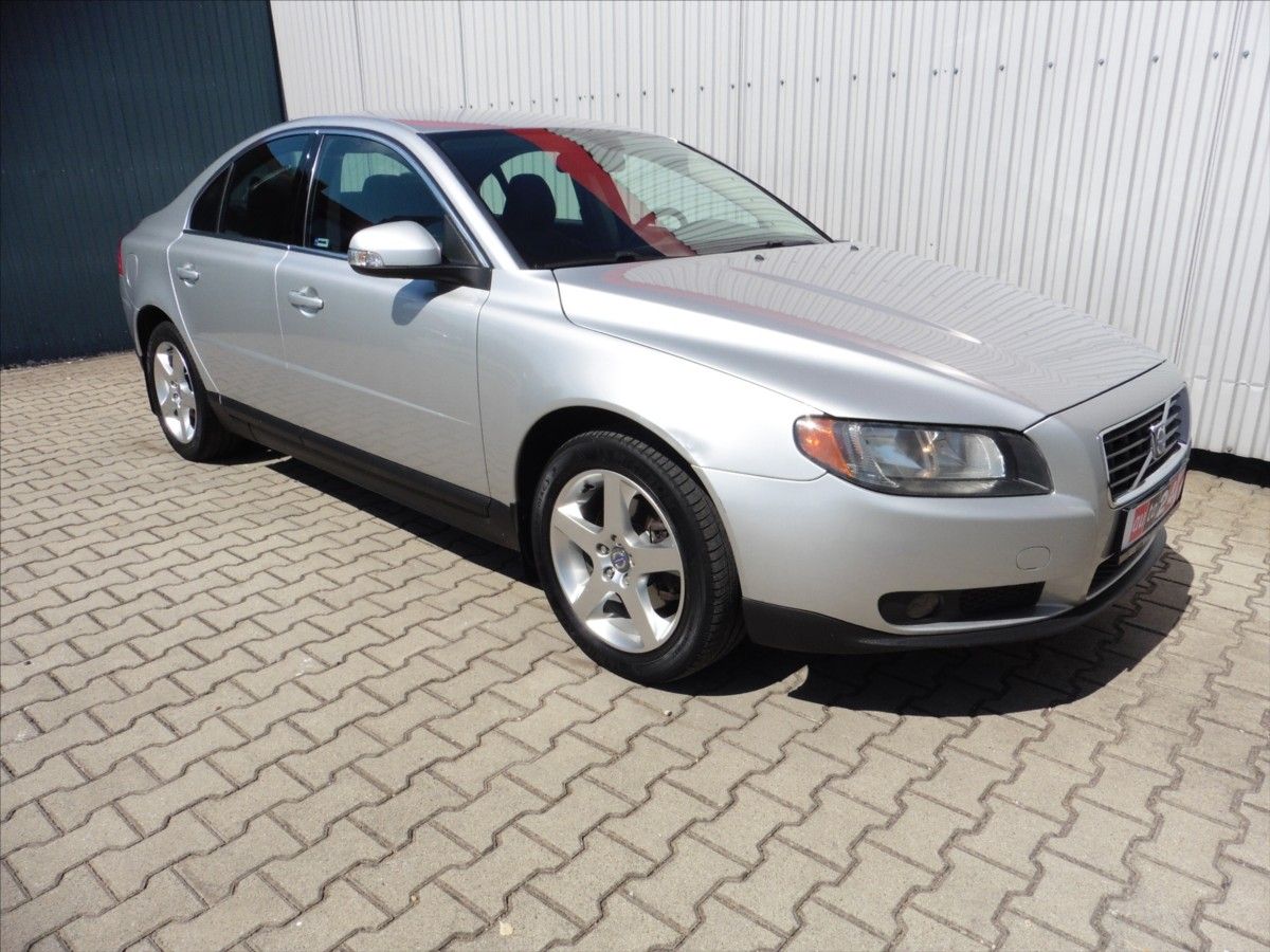 Volvo S80, D5 Momentum - fotka 3