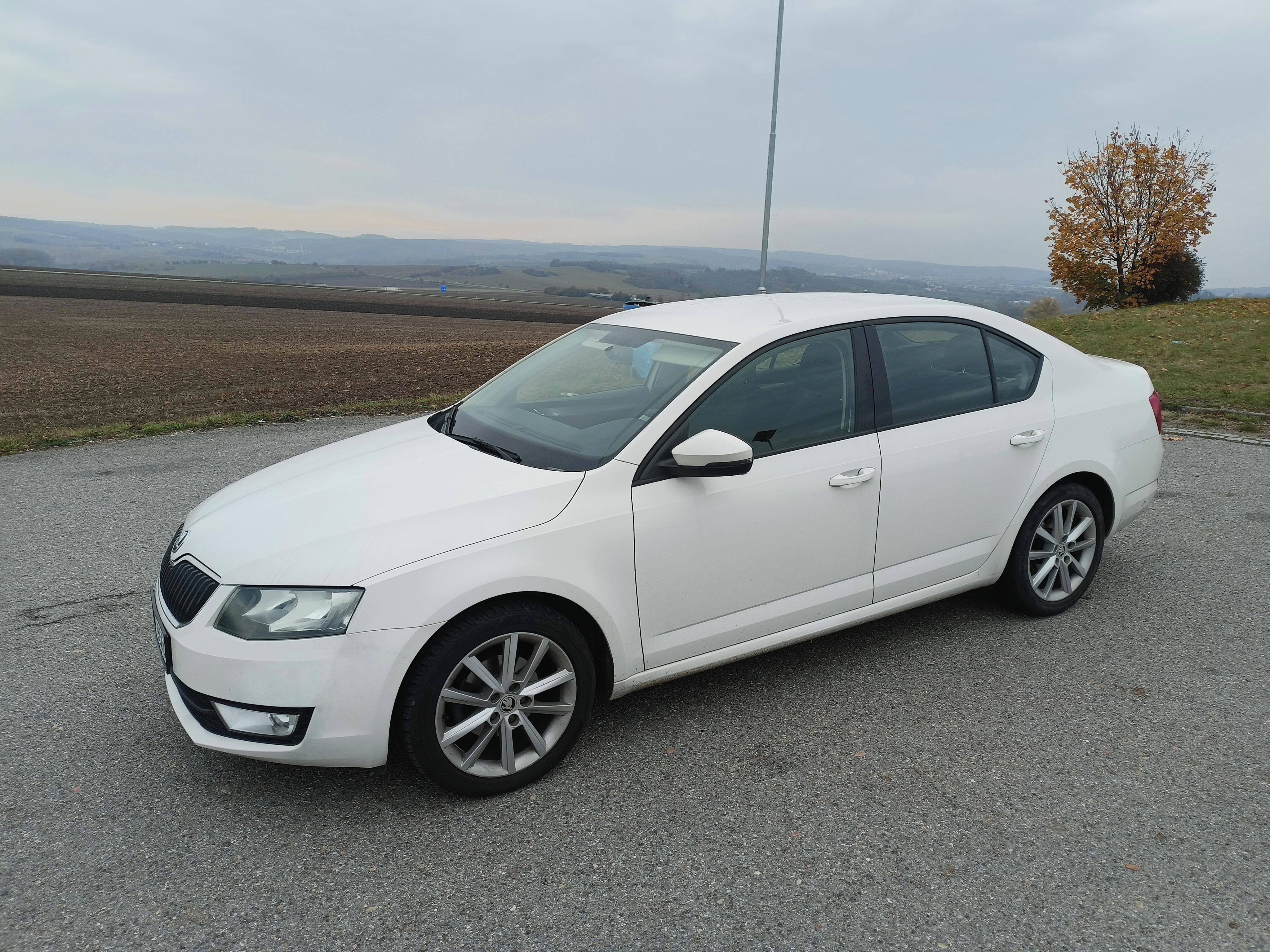 Škoda Octavia, 1.6 tdi - fotka 2