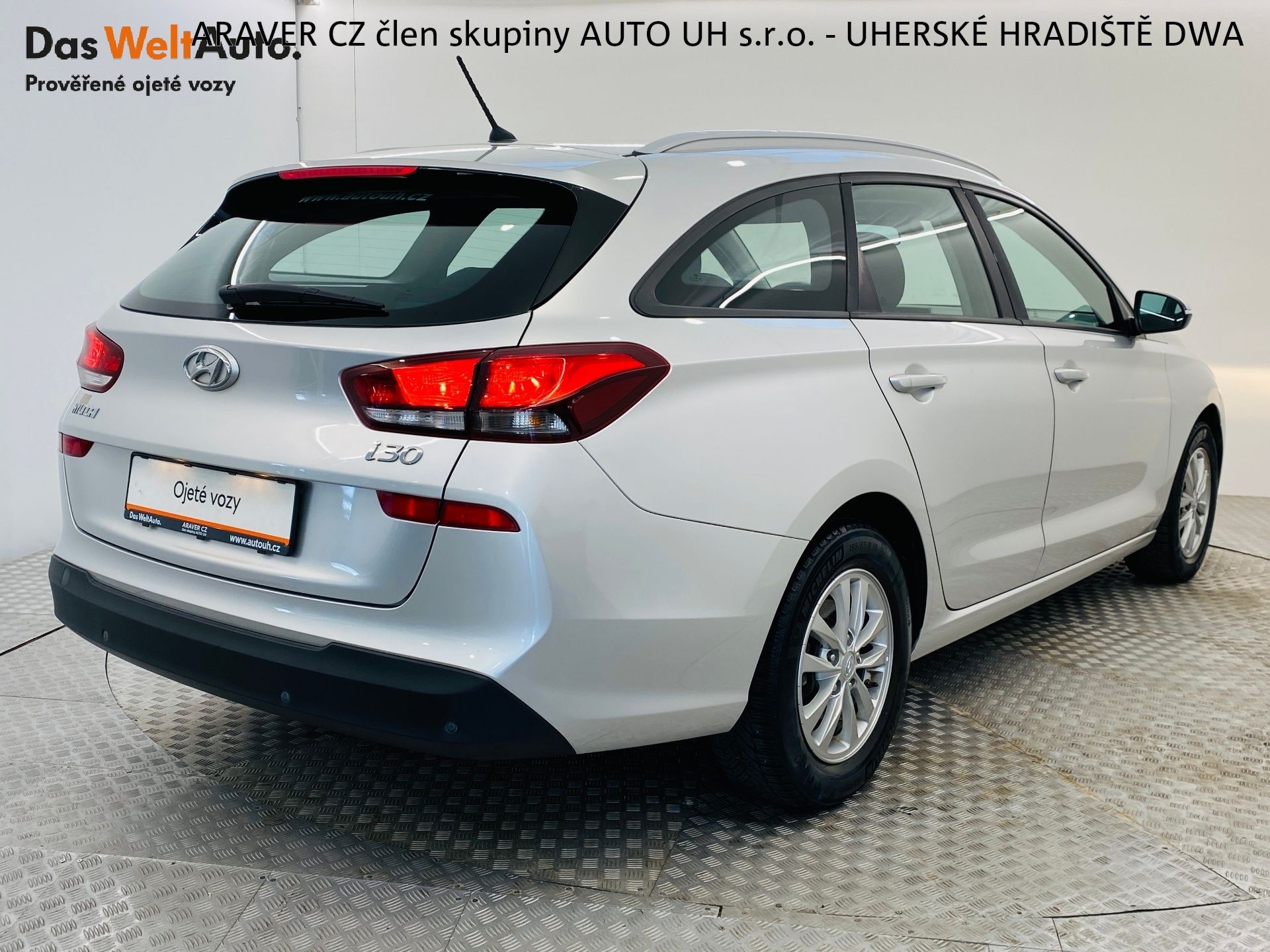 Hyundai i30, 1.4T-GDi 103kW - fotka 2