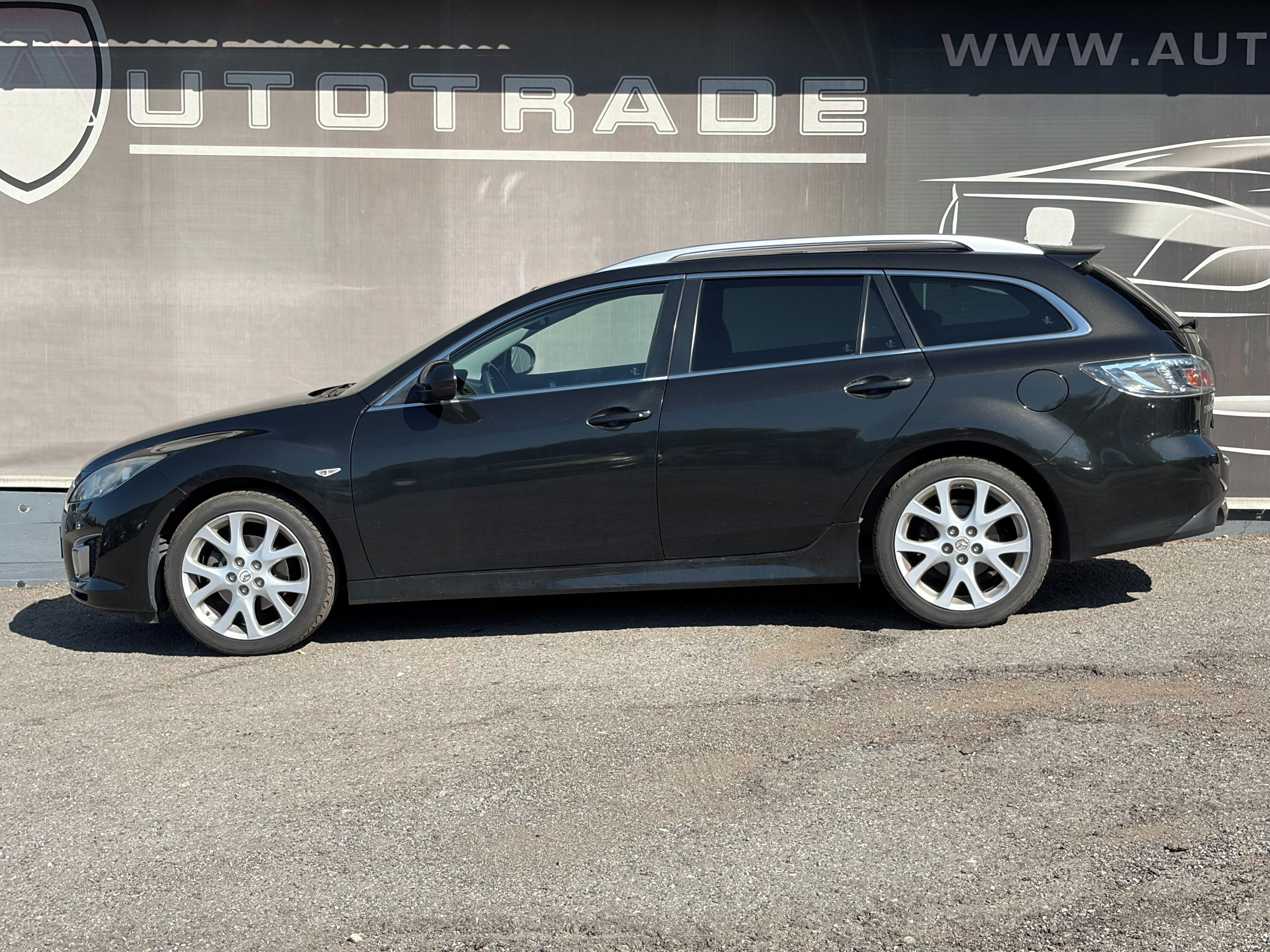 Mazda 6, 2.0i 108kW, DigiKLIMA, XENON - fotka 2