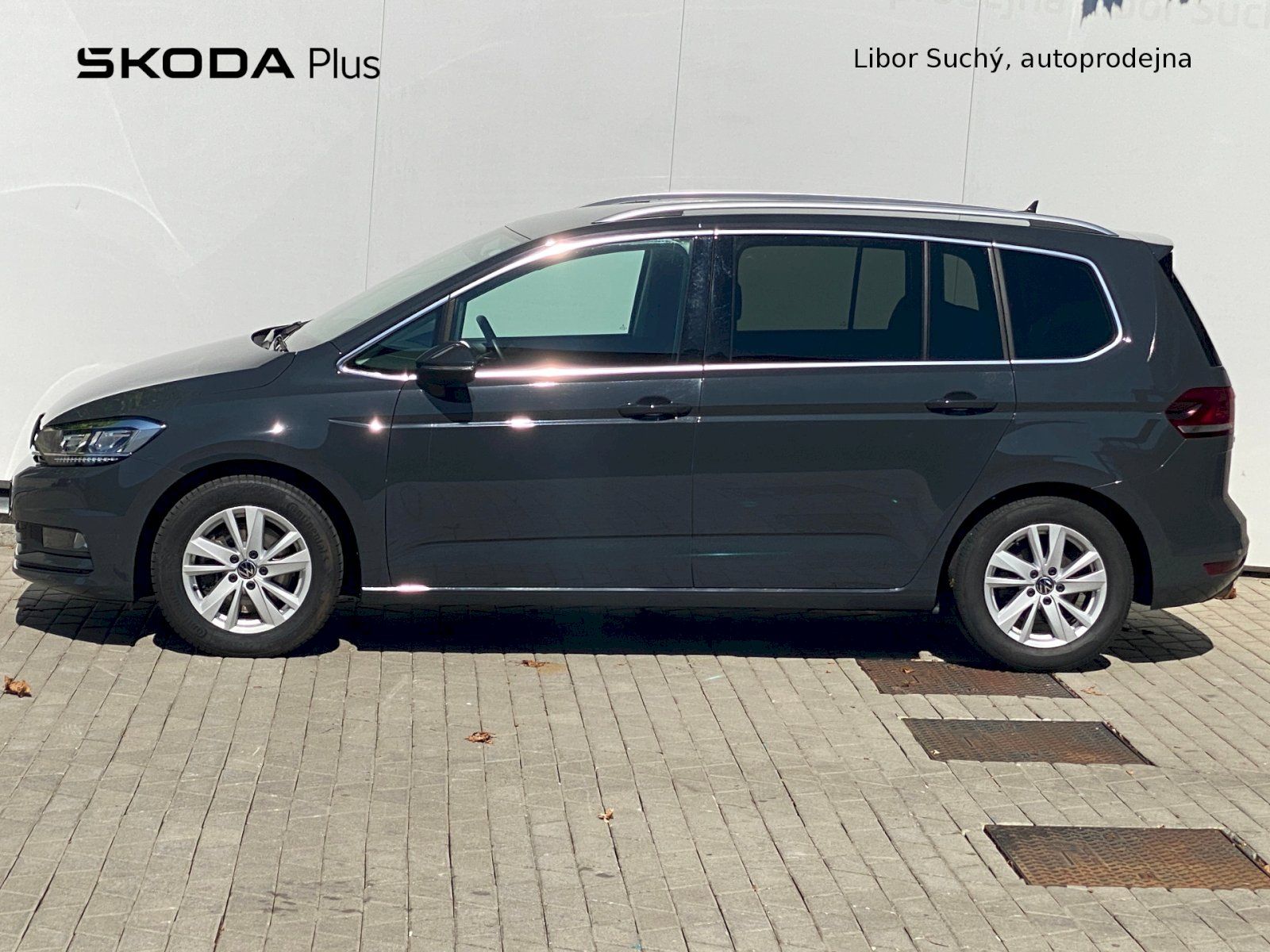 Volkswagen Touran, Comfortline 2.0 TDI 110 kW DSG - fotka 3