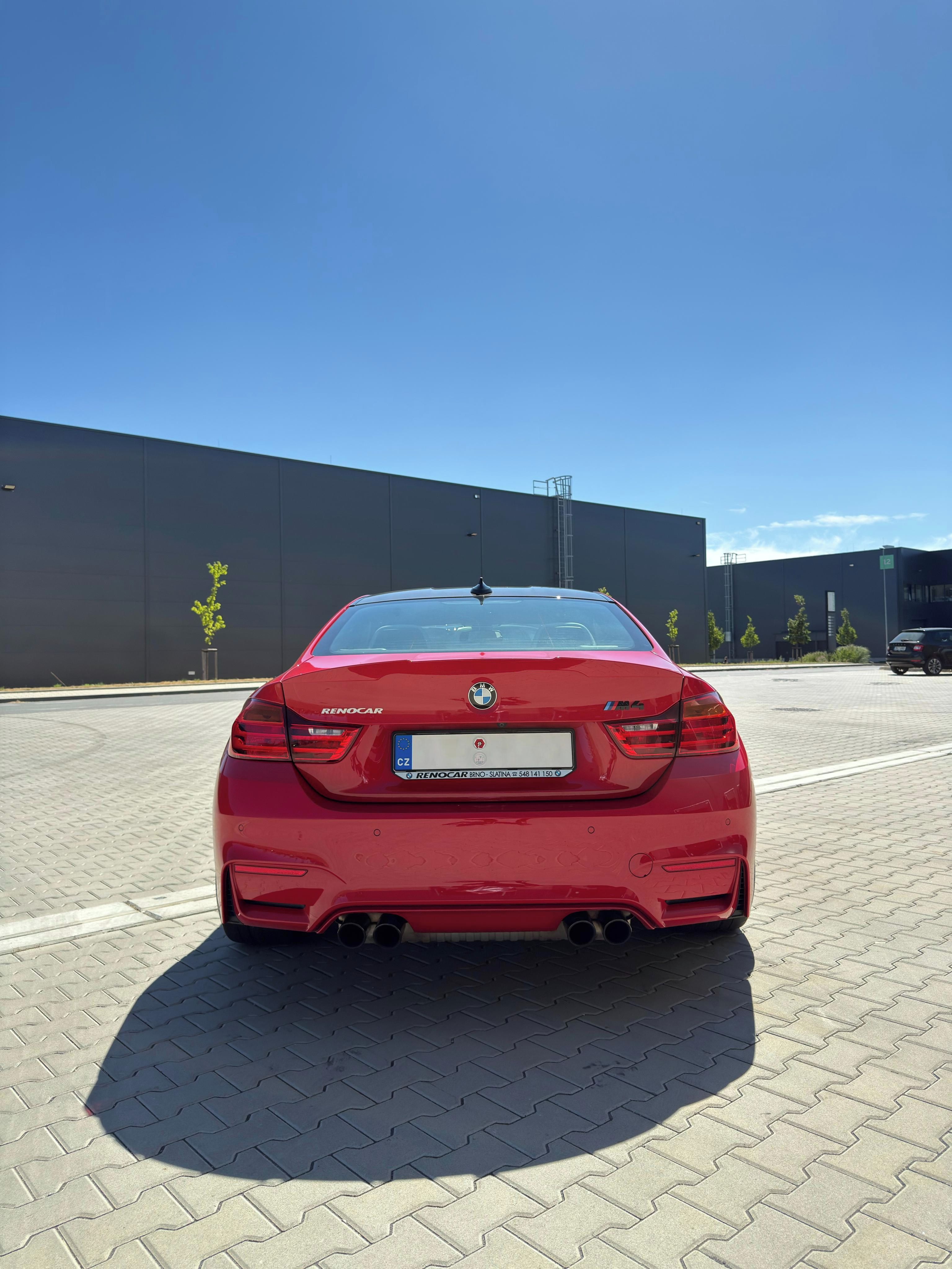 BMW M4, Competition, Individual, DPH - fotka 4