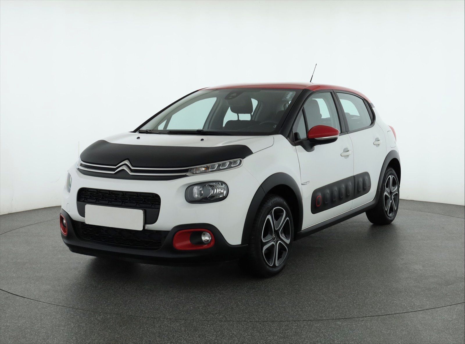 Citroën C3, 1.2 PureTech, Klima, Tempomat - fotka 2
