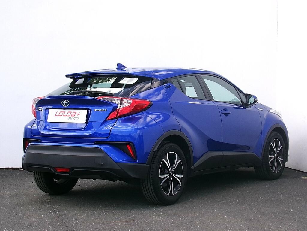Toyota C-HR, 1.8 E-CVT 90 kW - fotka 2