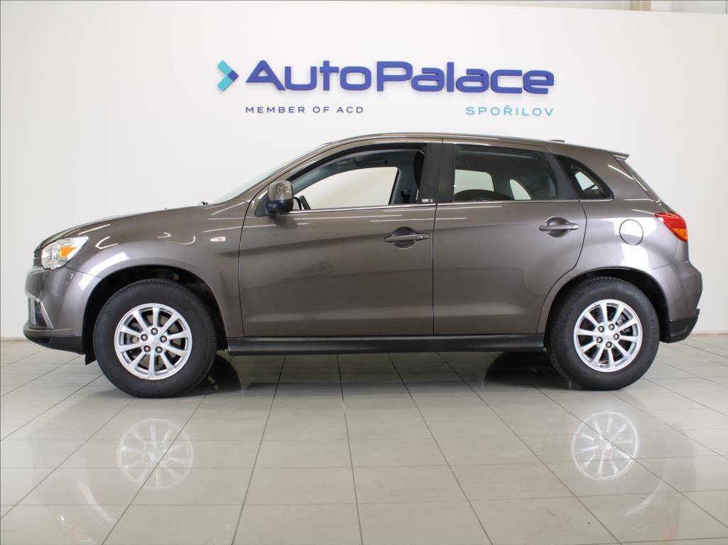 Mitsubishi ASX, 1,6 i 86kW Invite+ 49tkm! ČR - fotka 5