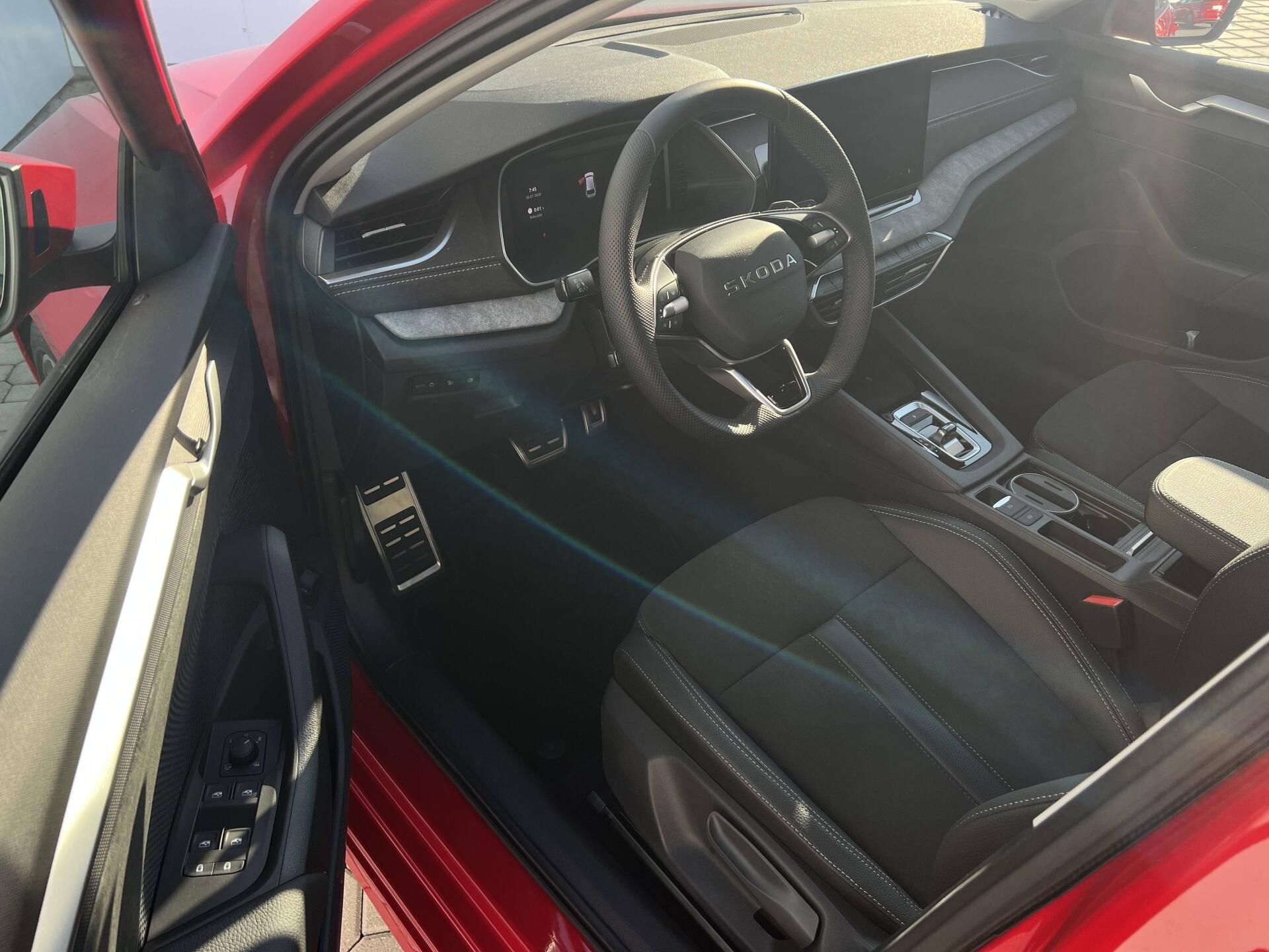 Škoda Octavia, Combi Dynamic 7DSG 1,5TSI - fotka 3