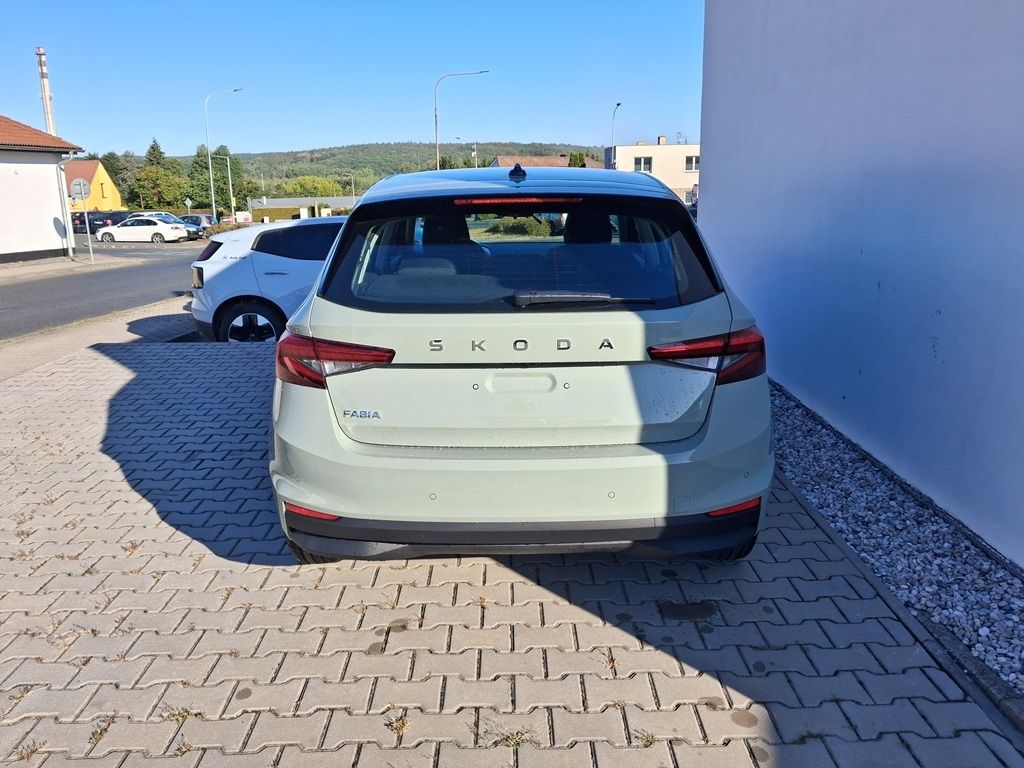 Škoda Fabia, Classic 1,0TSI 70kW - fotka 6