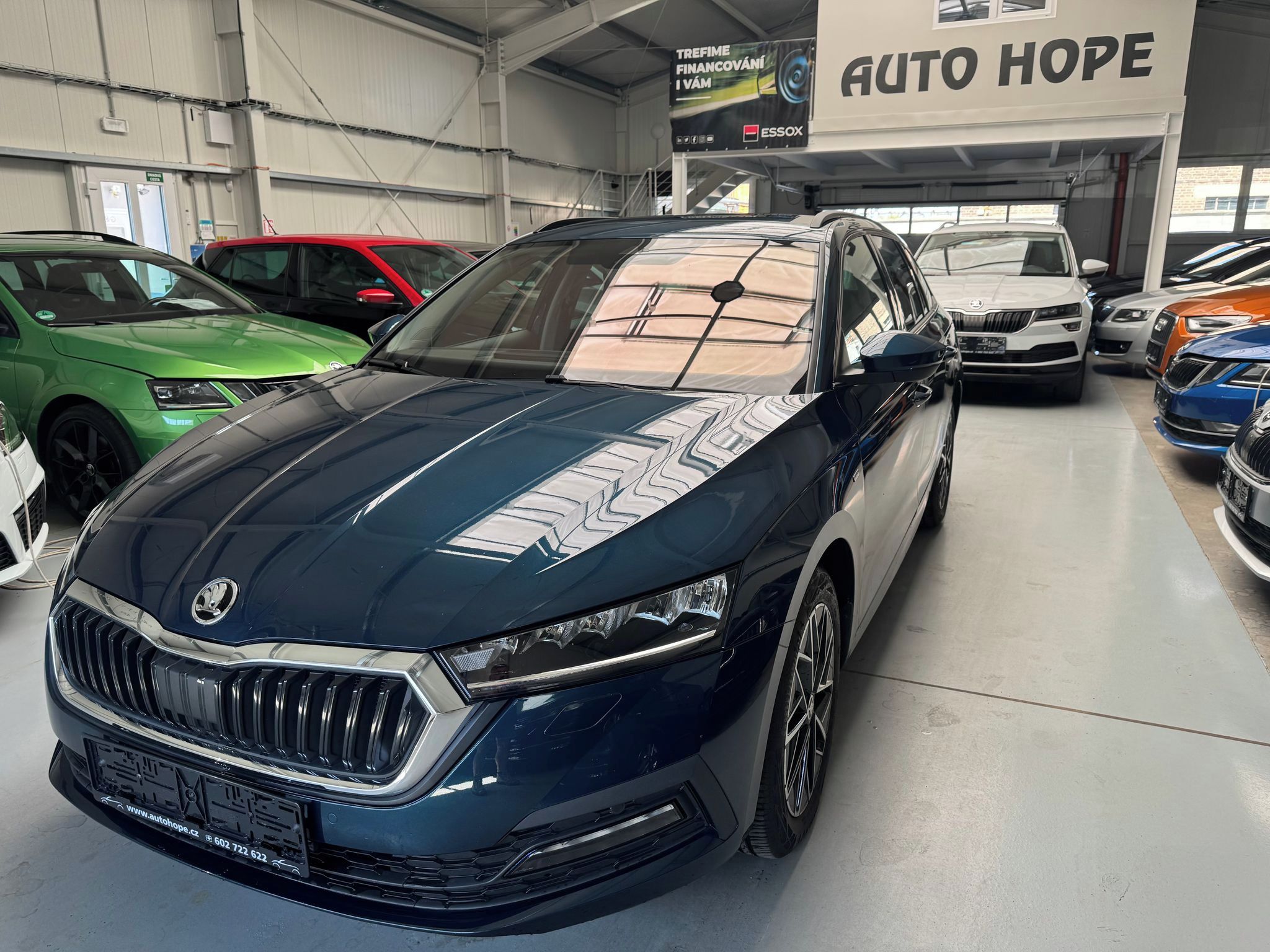 Škoda Octavia, combi 2,0 TDi DSG  Clever - fotka 3