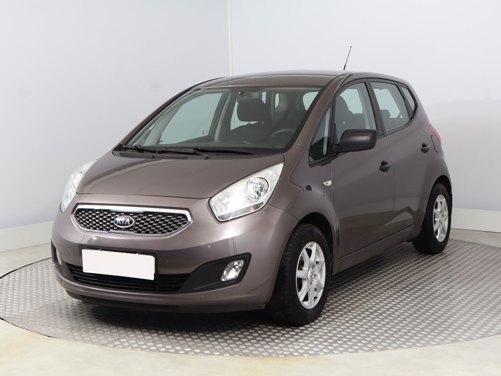 Kia Venga, 1.4 CVVT, ČR,1.maj, Serv.kniha - fotka 3