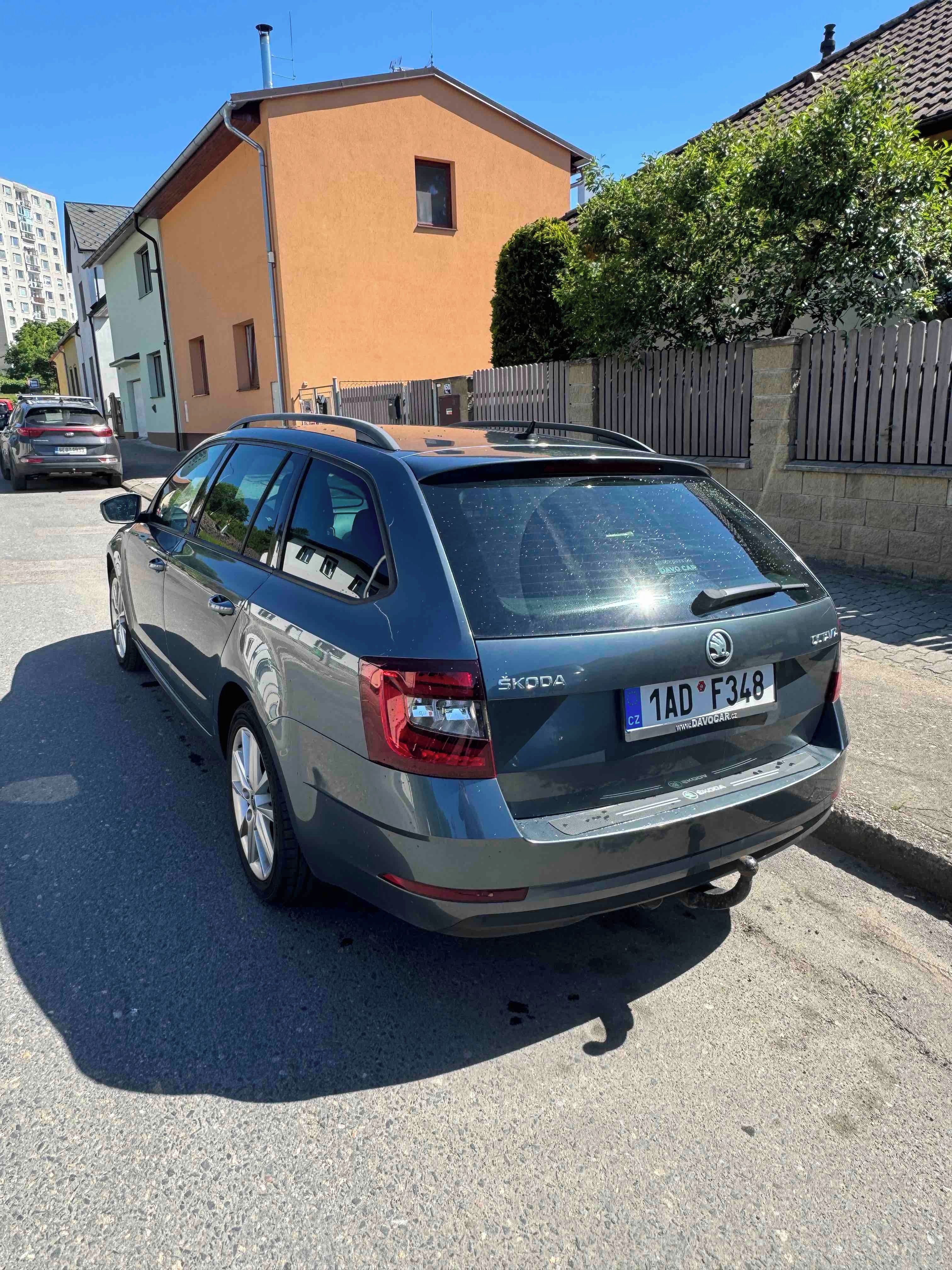 Škoda Octavia - fotka 6