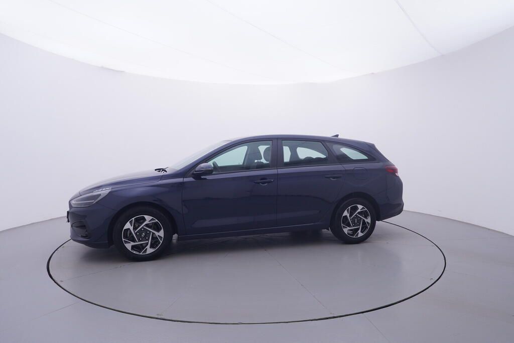 Hyundai i30, Comfort 1.0 GDI 73 kW - fotka 2