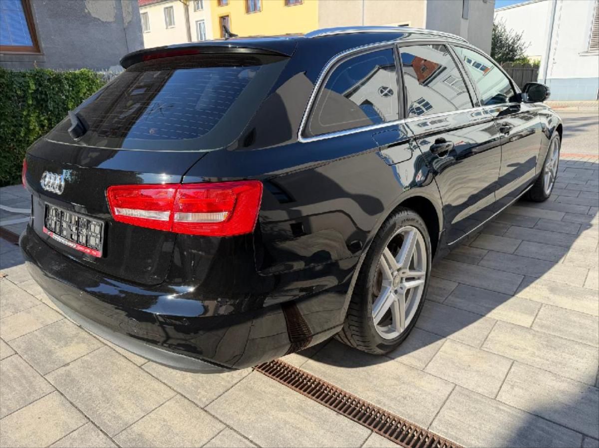 Audi A6, 2,0 Combi TDI - fotka 6