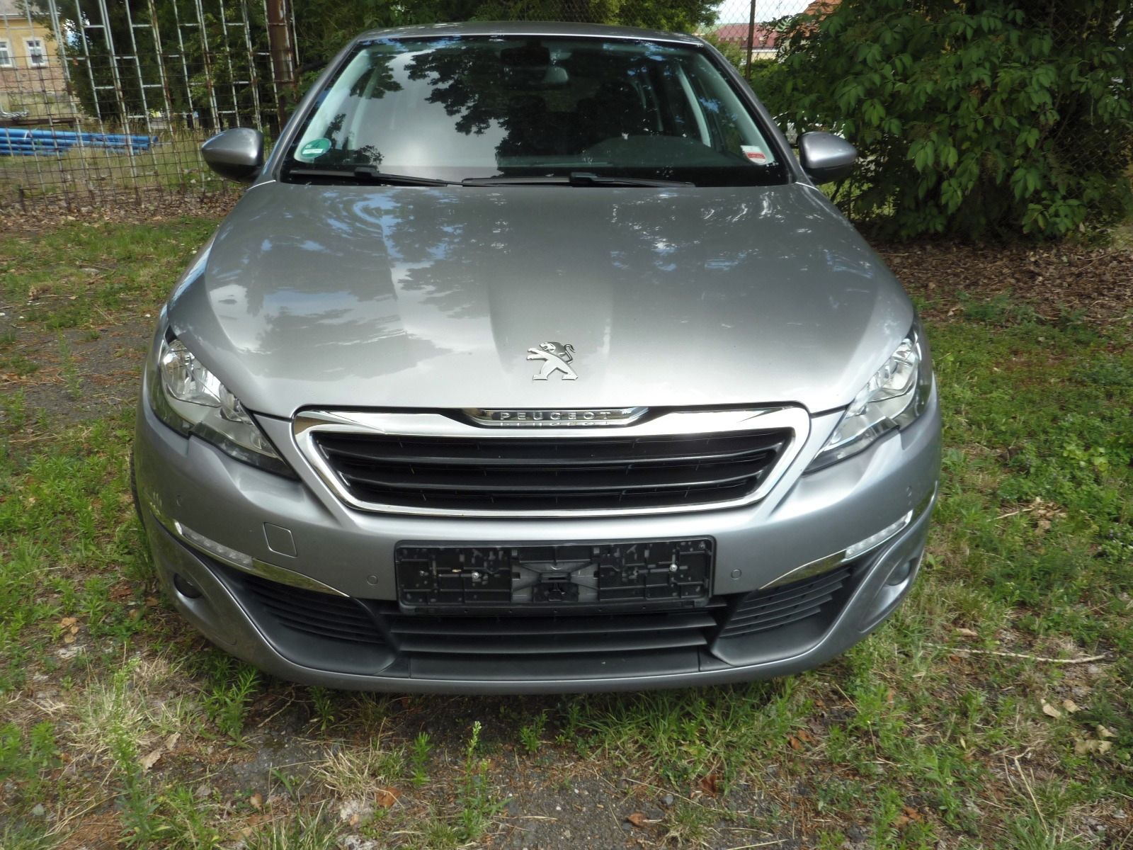 Peugeot 308, Peugeot SW 1.2 12V   96KW - fotka 2