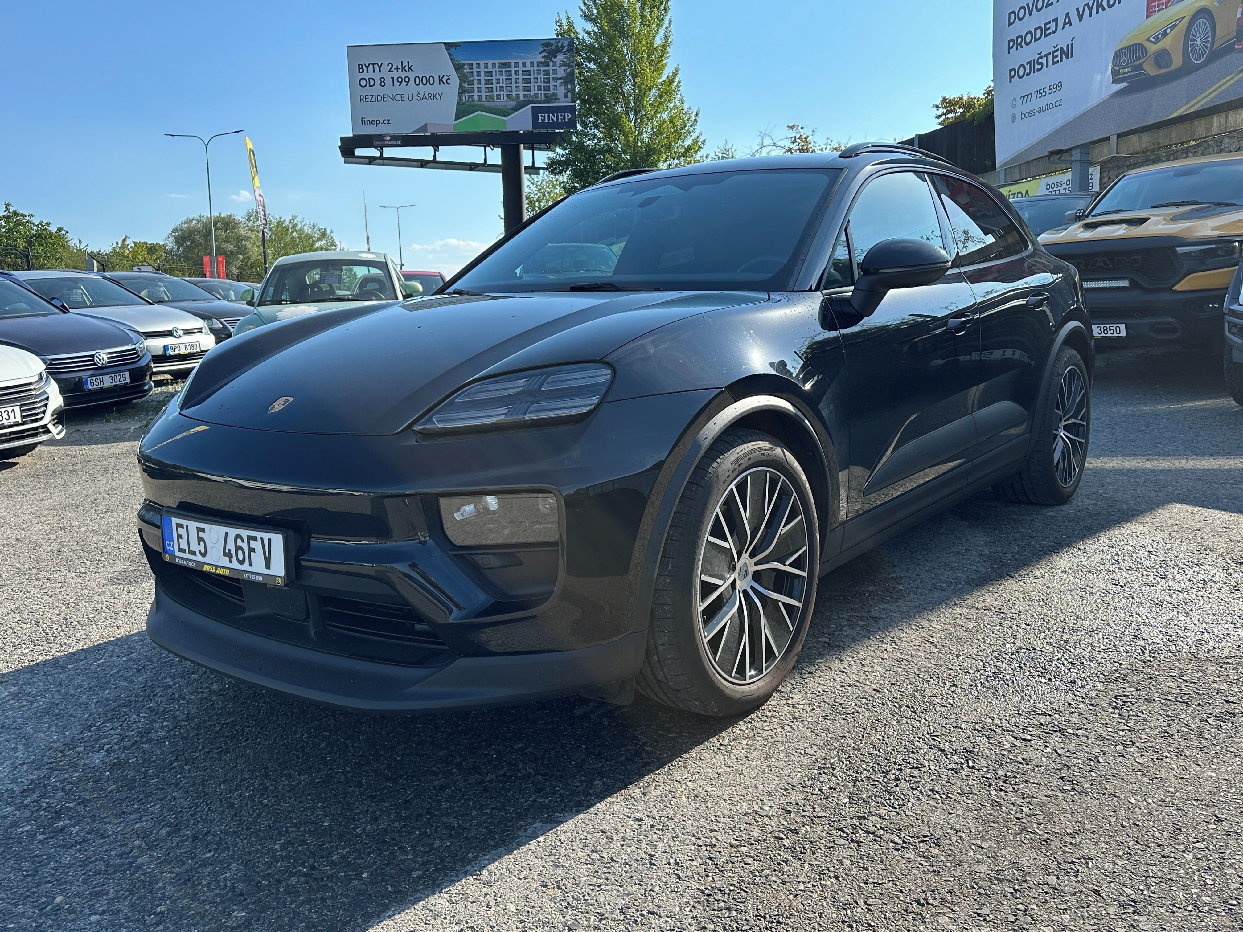 Porsche Macan, Porsche Macan 2026 - fotka 3