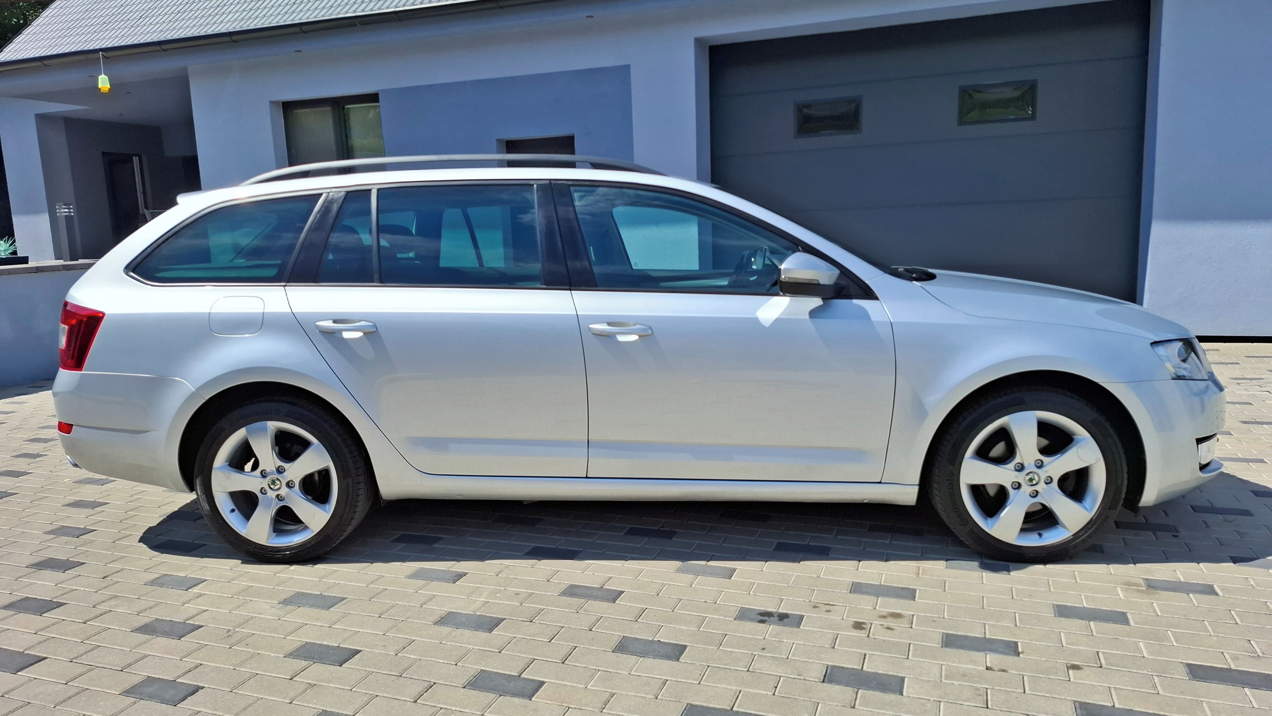 Škoda Octavia, III 1,6 TDI - 77kw. PĚKNÝ STAV - fotka 4