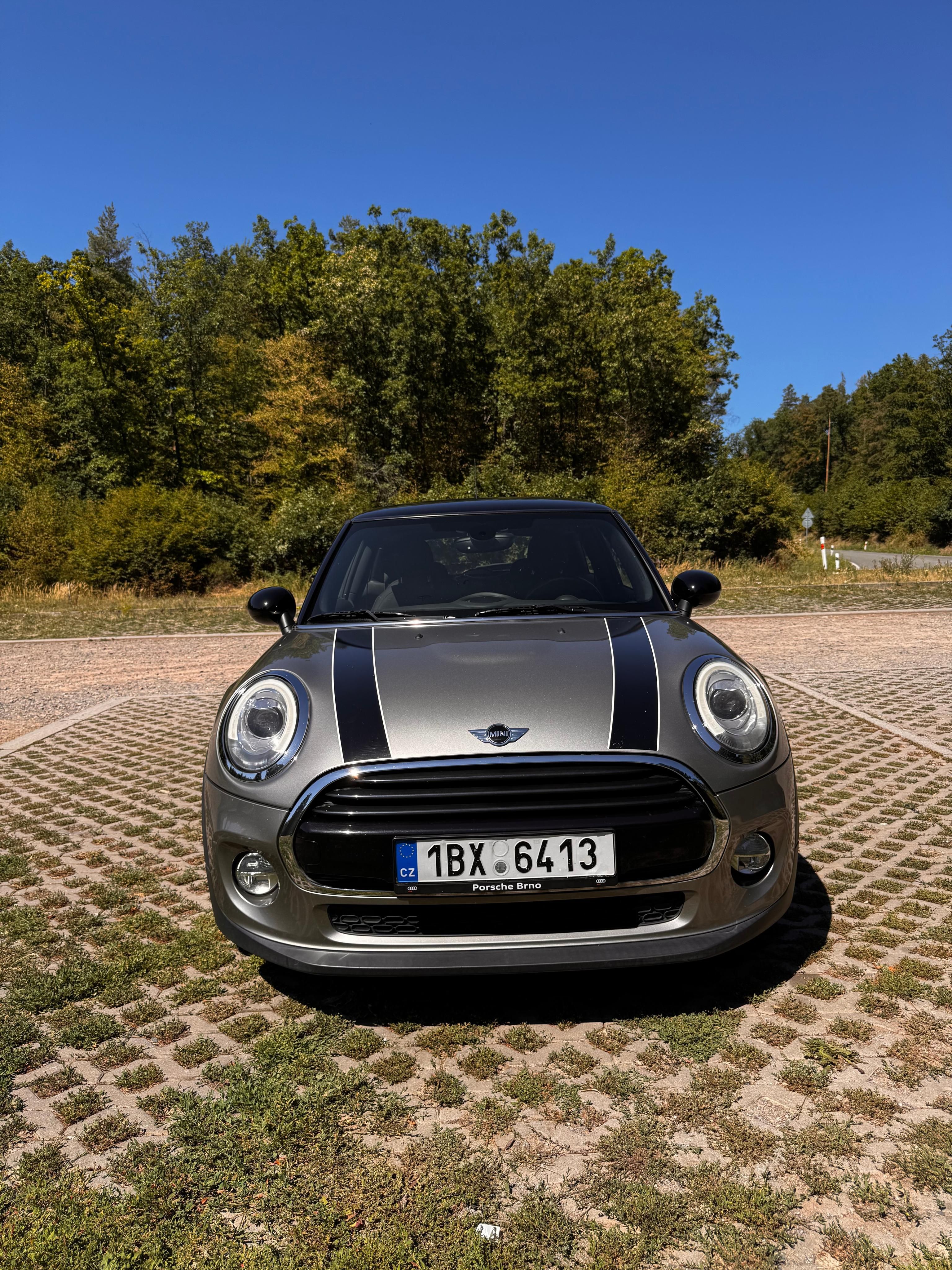 Mini Cooper, D 1,5 D NAVI, koupeno v ČR - fotka 3