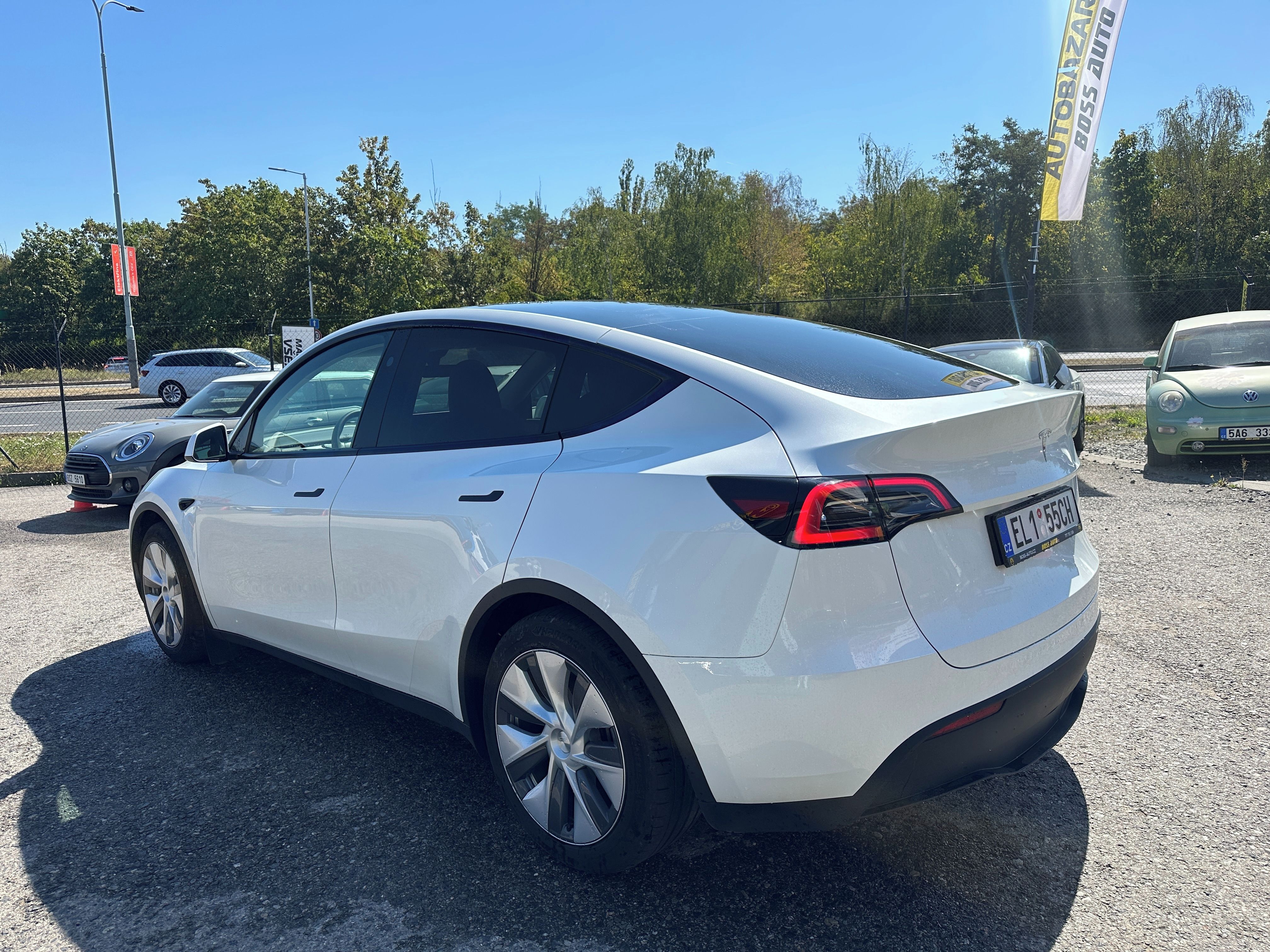 Tesla Model Y, Tesla Model Y 2024 - fotka 6