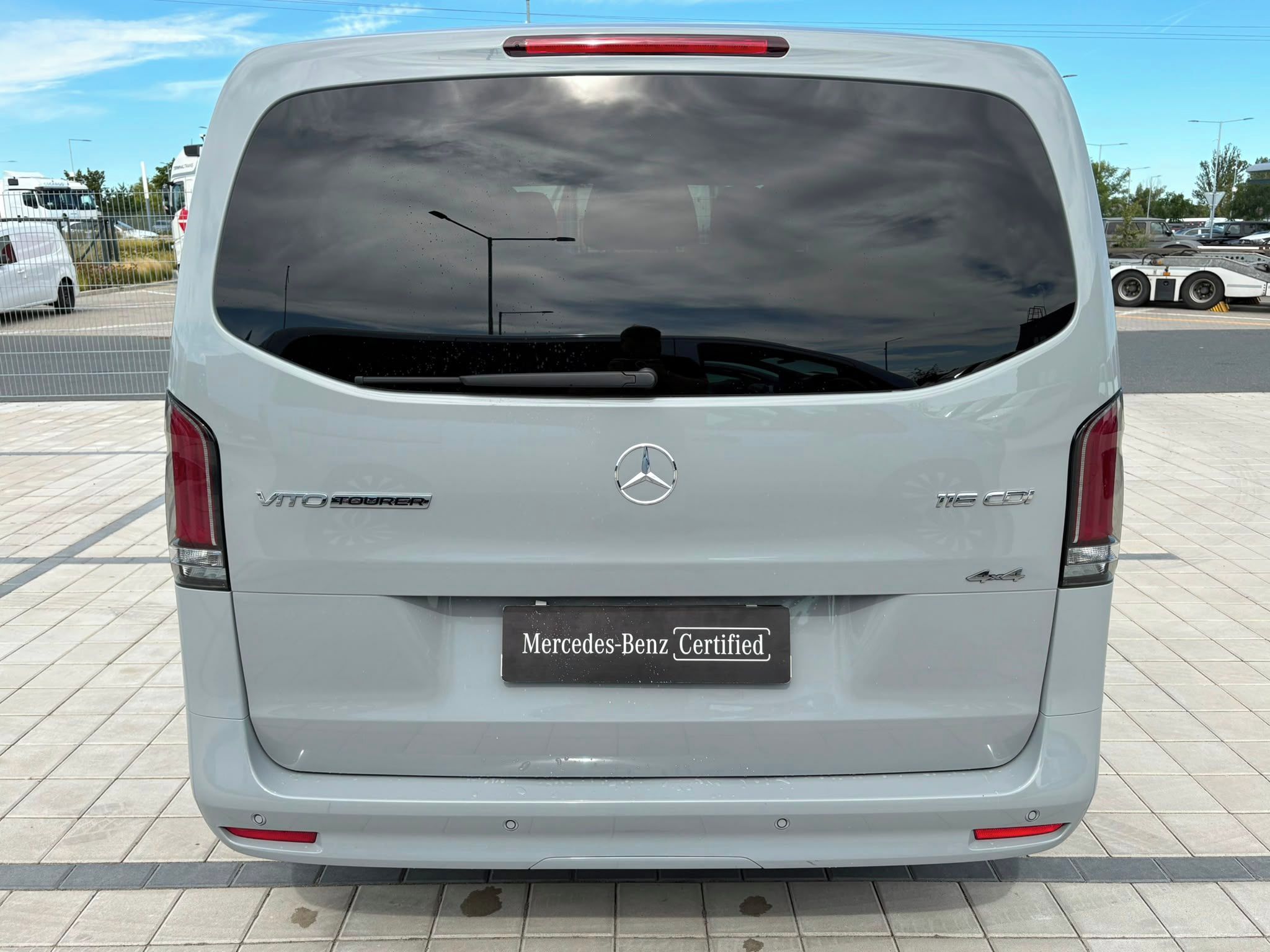Mercedes-Benz Vito, Tourer 116CDI Long 4Matic PRO - fotka 6
