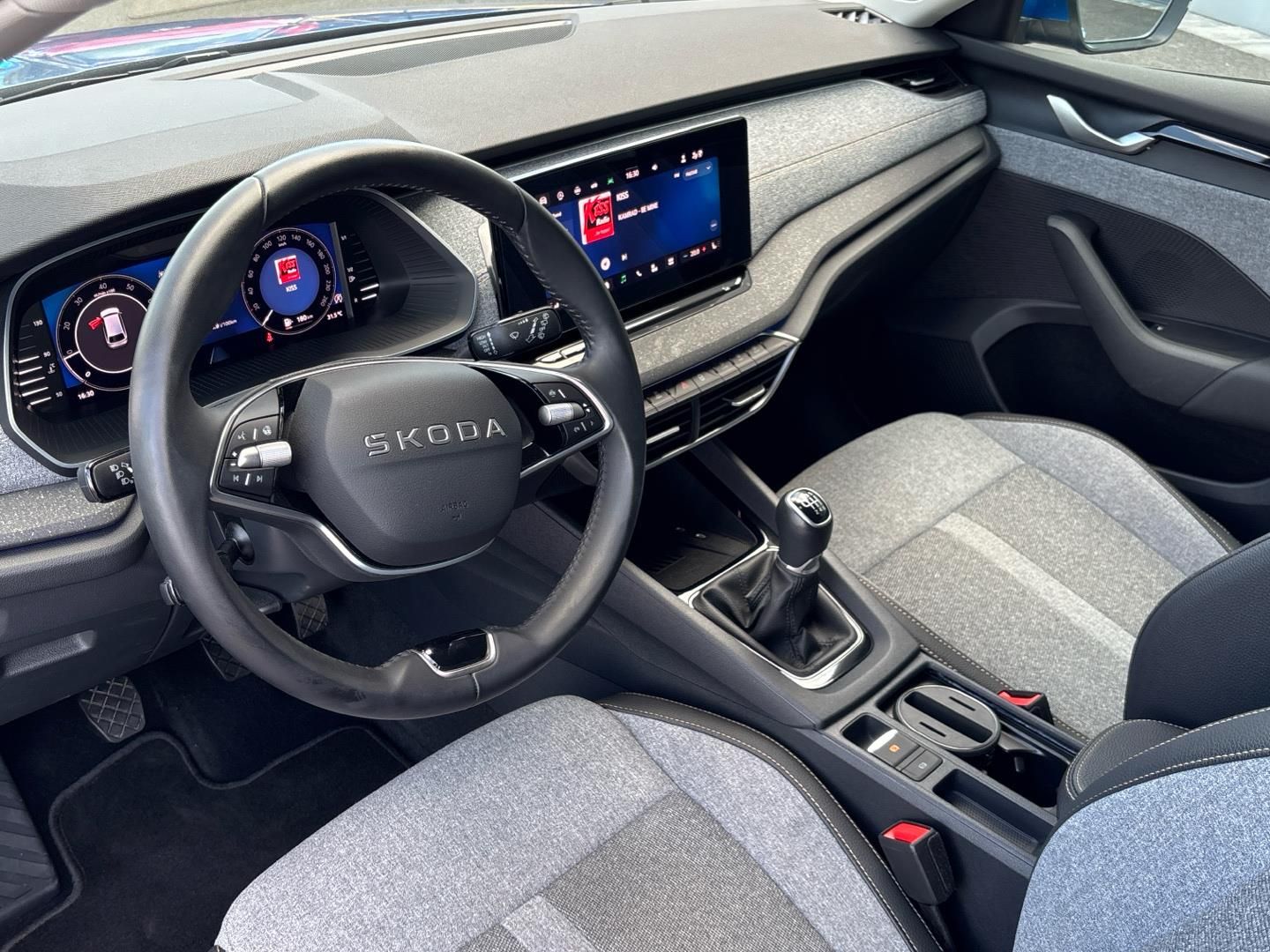 Škoda Octavia, 1.5 TSI / 110 kW Top Selection - fotka 6