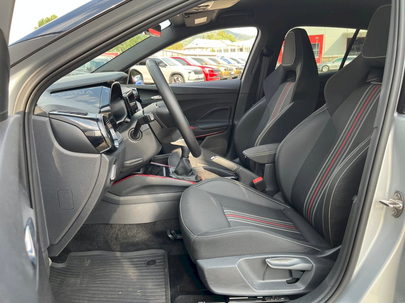 Škoda Fabia, 1.0TSi 81kW Monte Carlo - fotka 2
