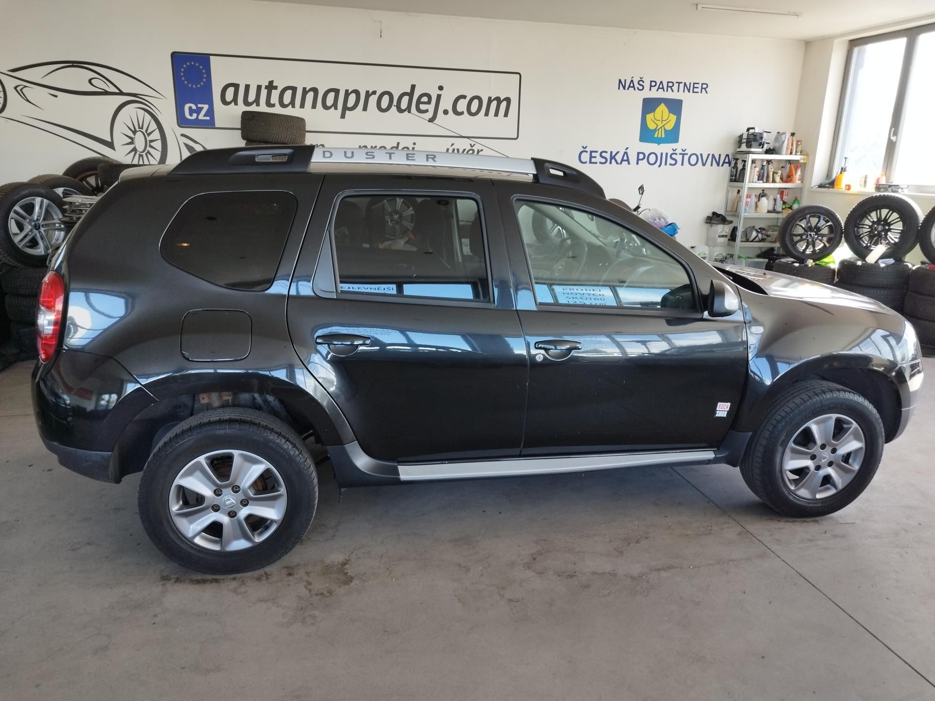 Dacia Duster, 1,6I,84KW,4X4,KLIMA,ALU,NAVI - fotka 4