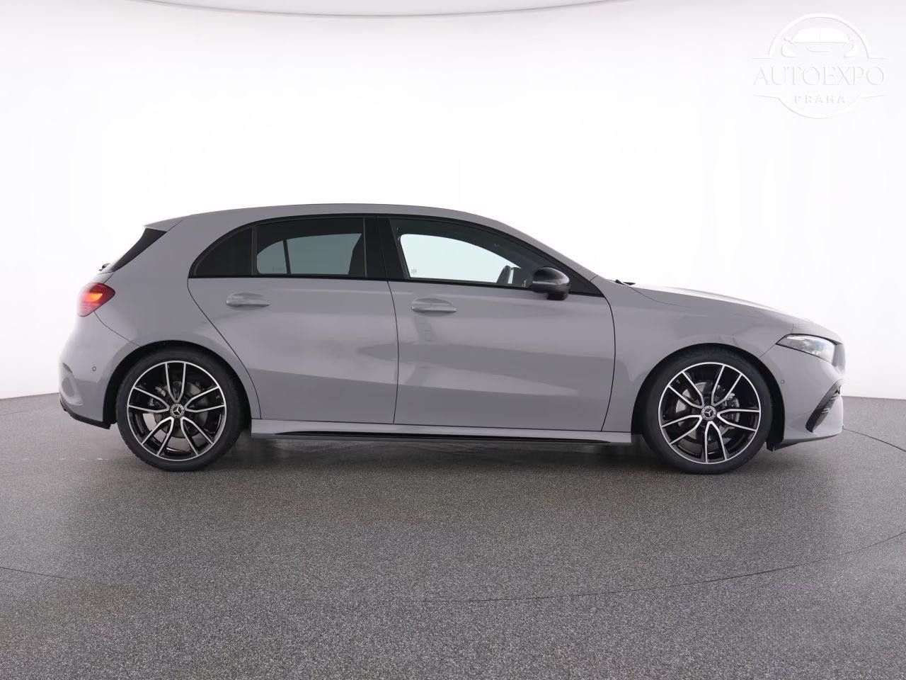 Mercedes-Benz Třídy A, 200 AMG*PANORAMA - fotka 4