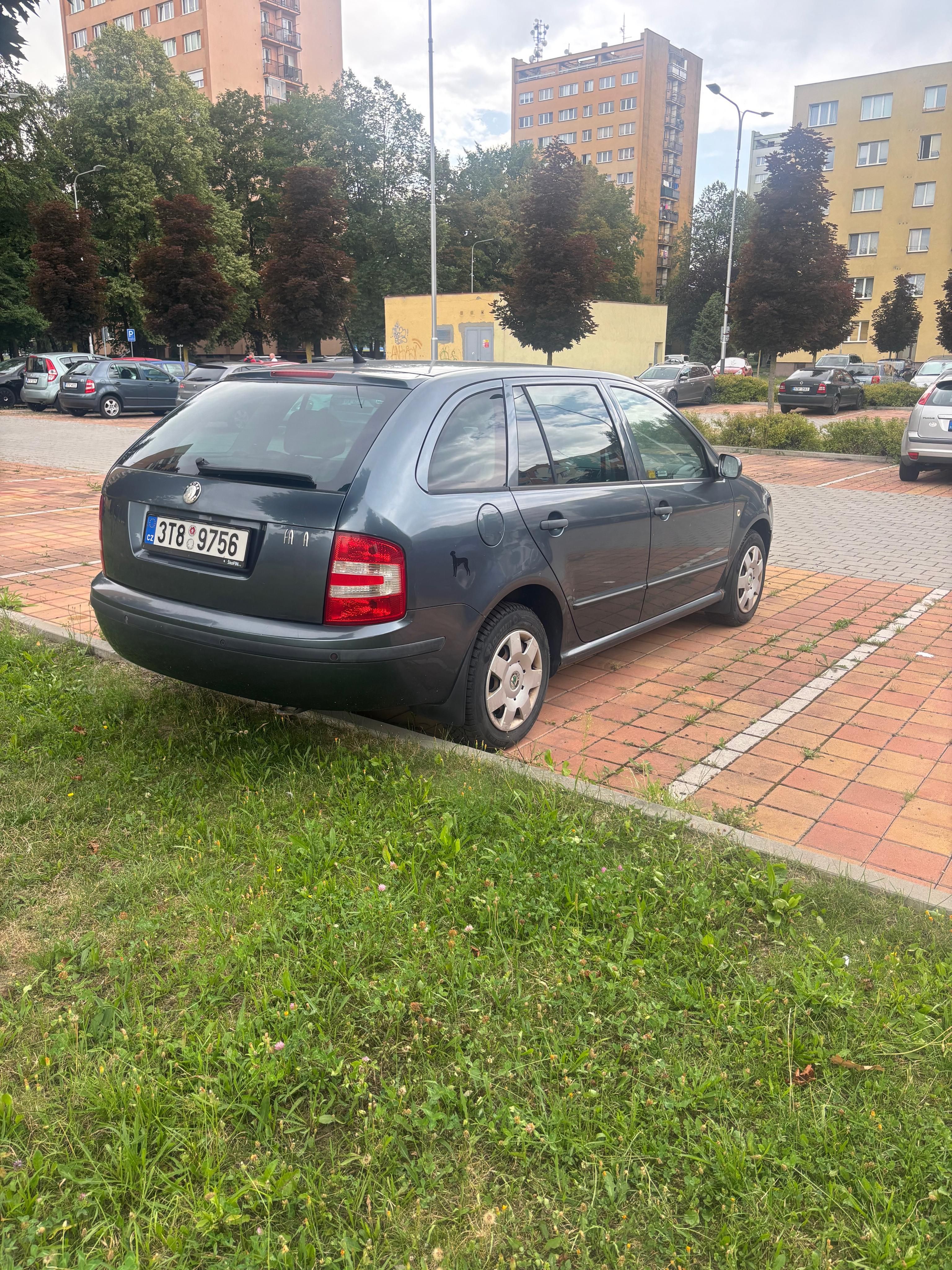 Škoda Fabia, Combi 1.2 HTP - fotka 6