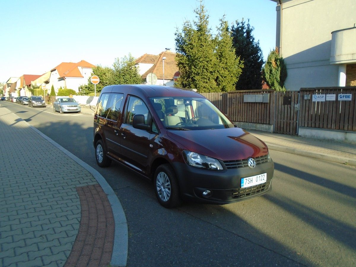 Volkswagen Caddy, 1.6 TDCI, 5.Míst ,Klima - fotka 4
