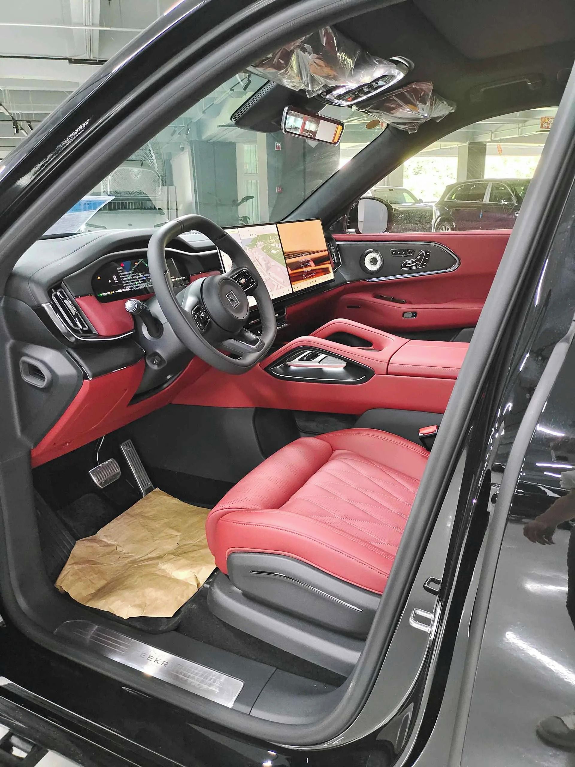 Zeekr 8X, 2.0T PHEV - fotka 5
